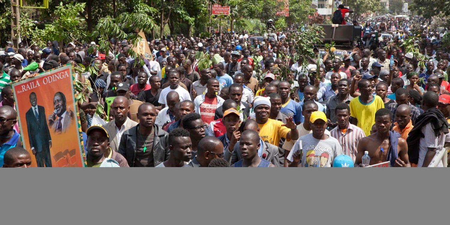 Demonstranter i Nairobi tidigare i veckan. Arkivbild.