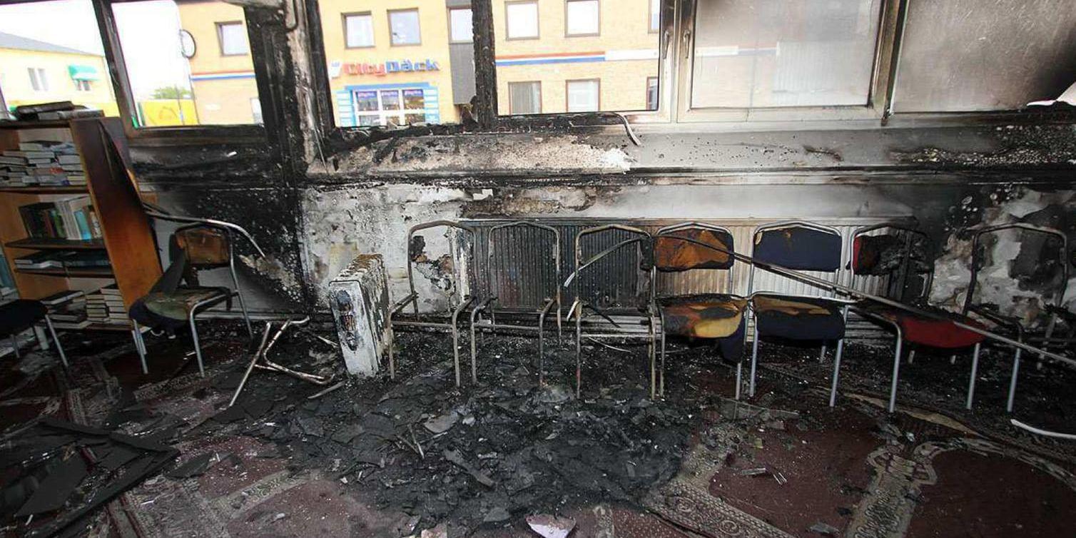 Den 30-årige mannen åtalades misstänkt för att ha anlagt en brand i en shiamuslimsk föreningslokal i Malmö, men friades av tingsrätten.