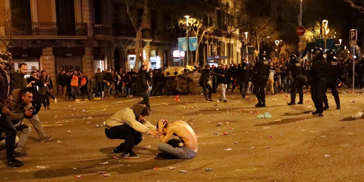 Stökiga protester i Barcelona.
