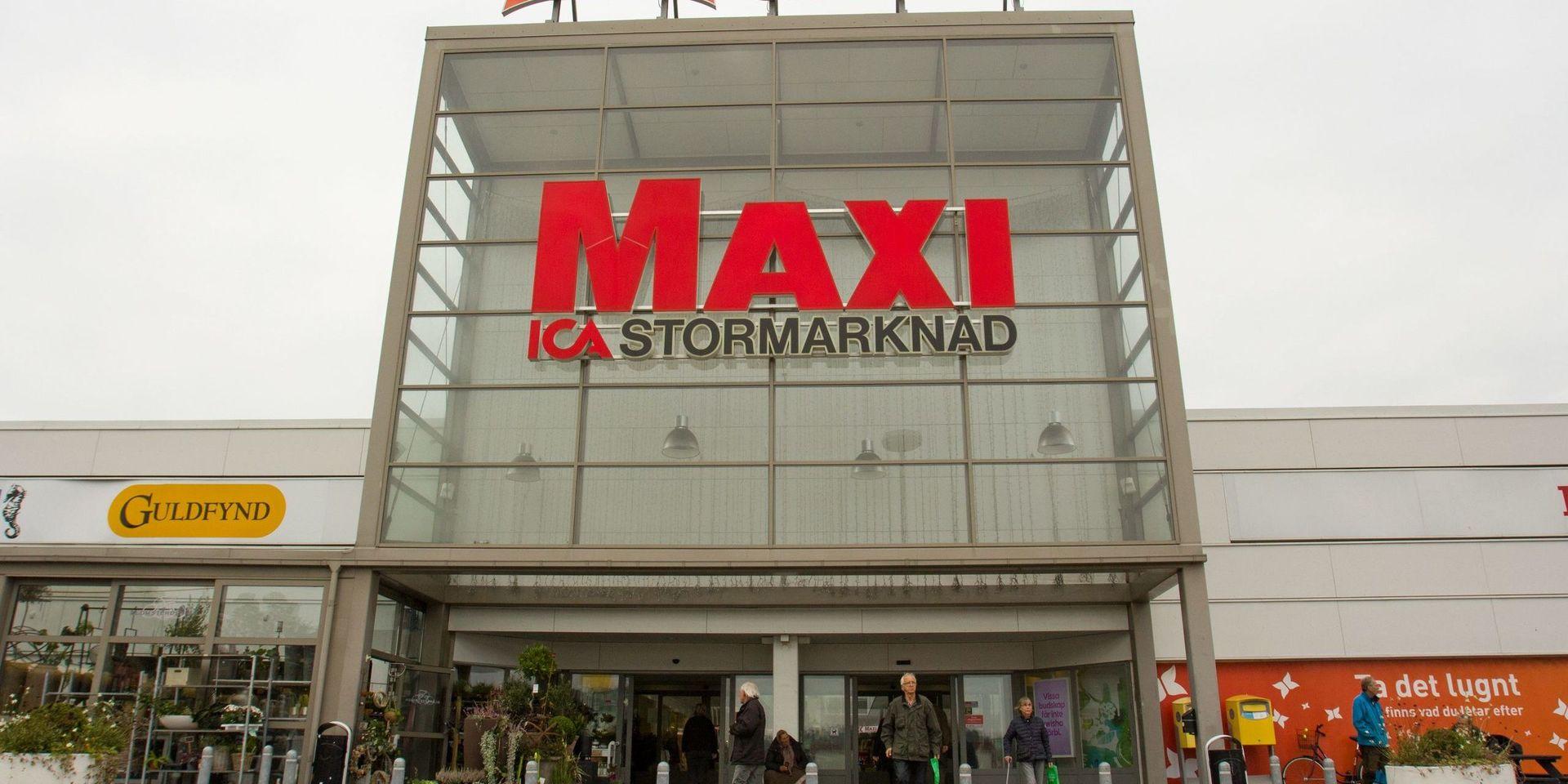 Hemtjänsten i Laholms kommun handlar numera alla varor till sina brukare på Ica Maxi Mellbystrand. 