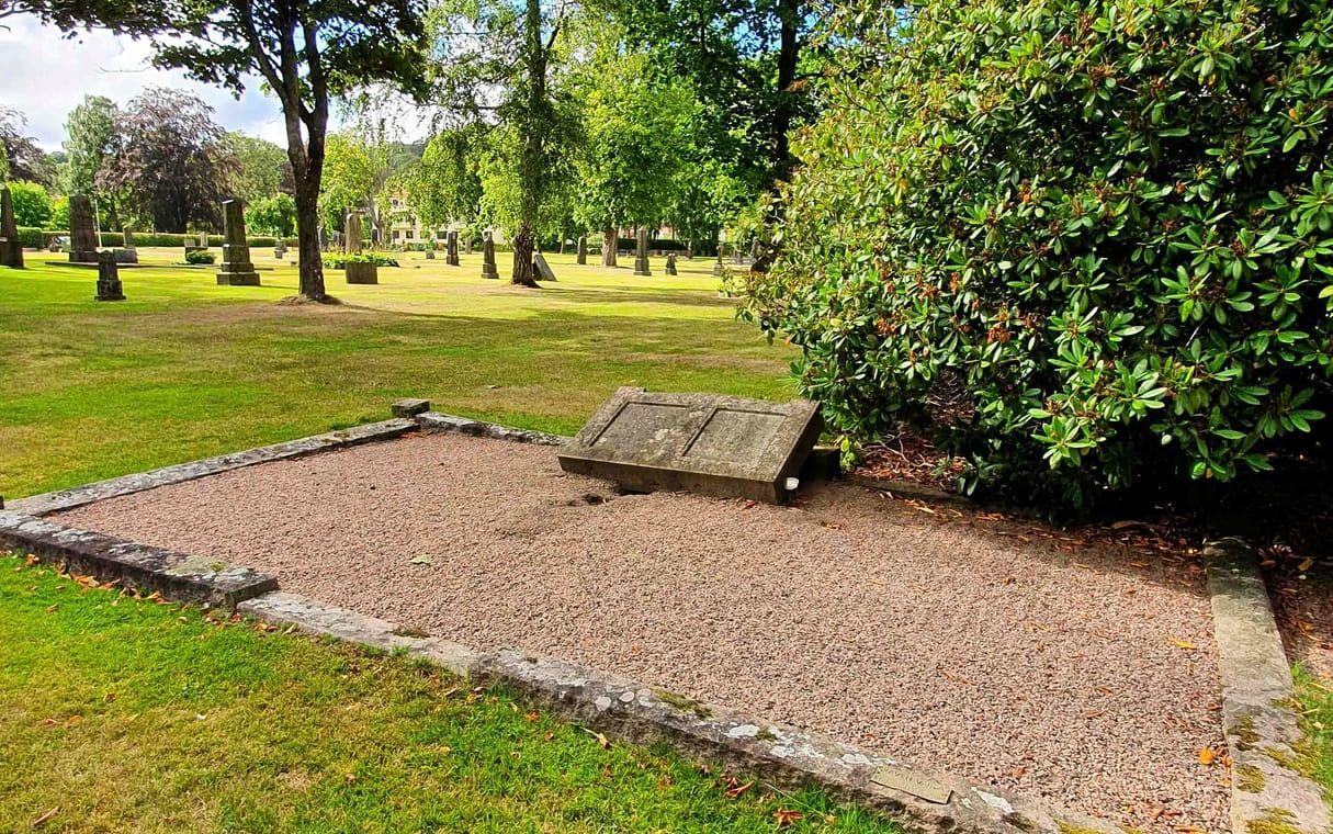 Konsul Wreds grav på Norra kyrkogården i Halmstad.