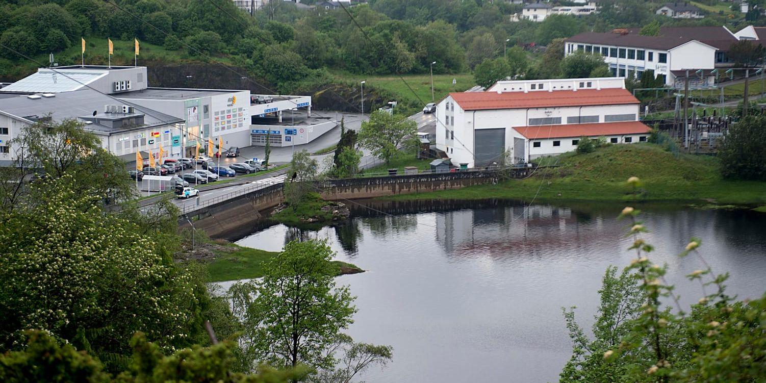 Över 50 personer har lagts in på sjukhus på grund av en smitta på norska Askøy.