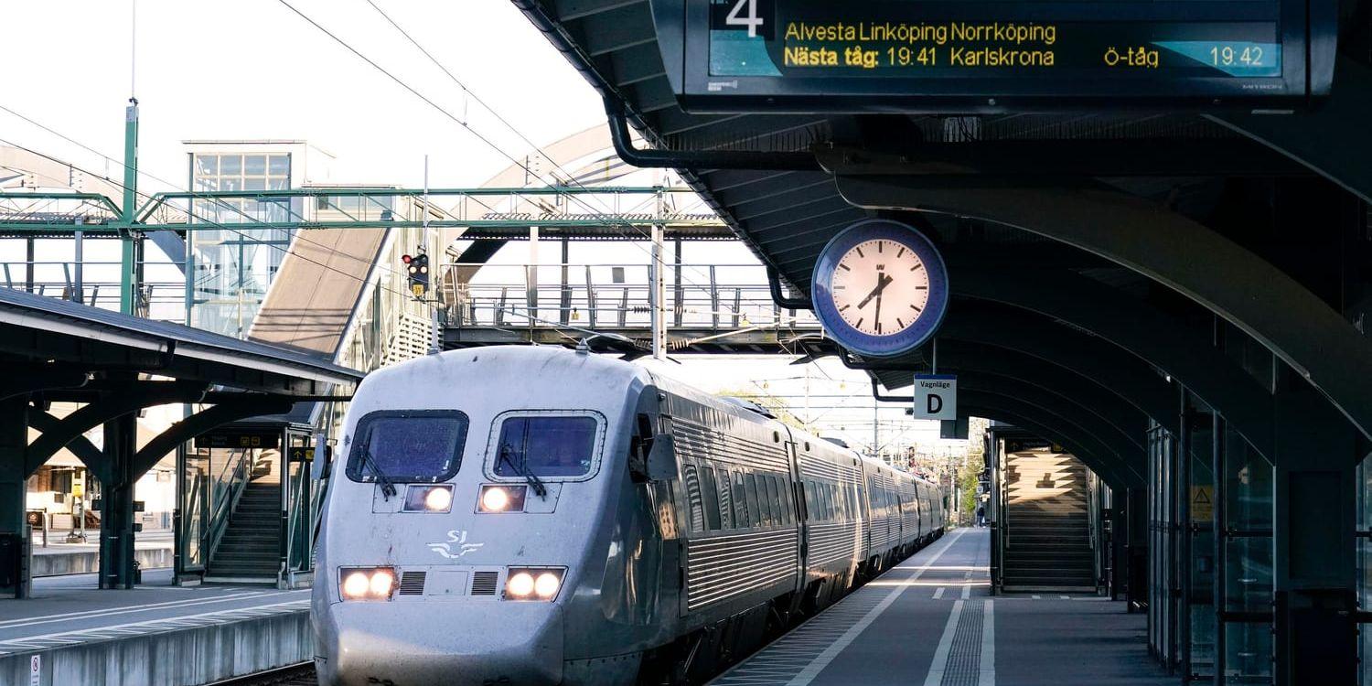 SJ:s X2000-tåg med nummer 550 på Lund C.