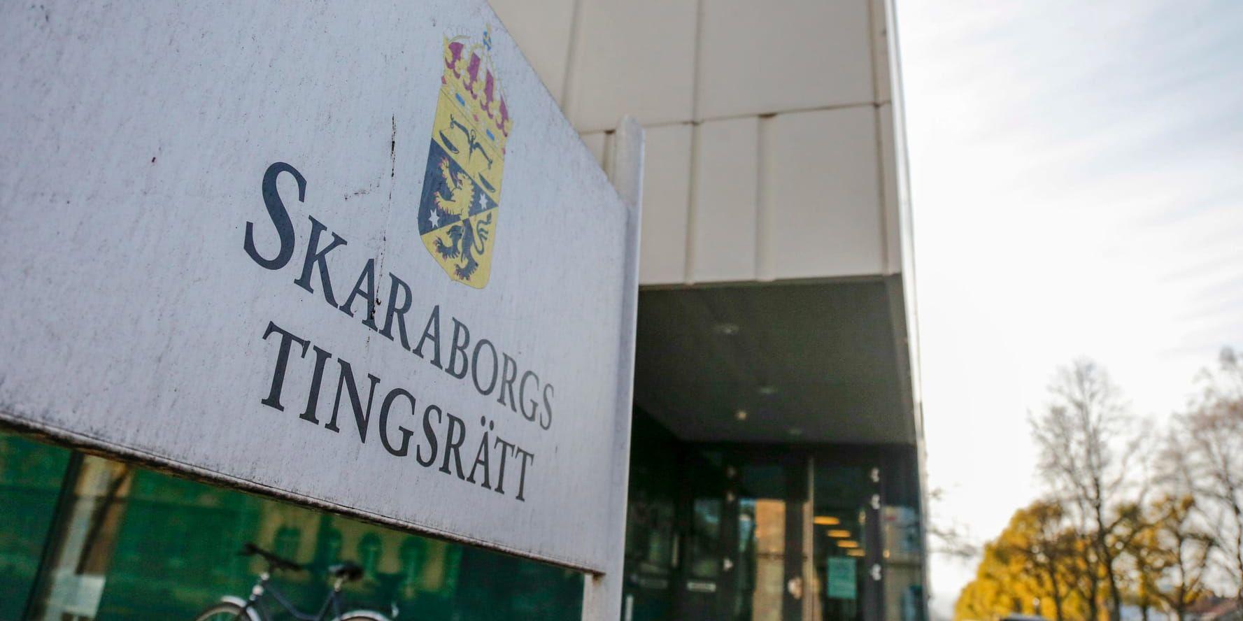 Rättegången mot mannen som misstänks ha vållat sin treårige styvsons död pågår i Skaraborgs tingsrätt. Arkivbild.