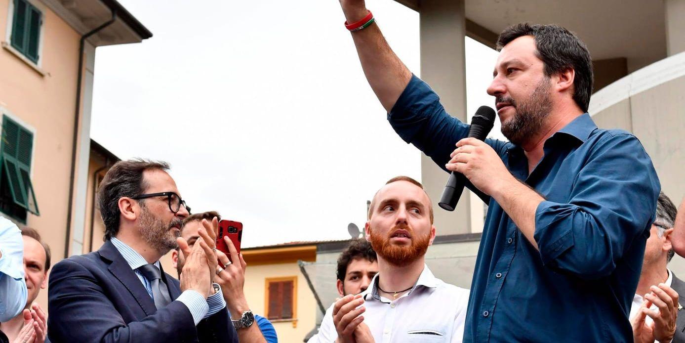 Matteo Salvini, ledare för det främlingsfientliga italienska partiet Lega, vill att presidenten snabbar på vägen till nyval.