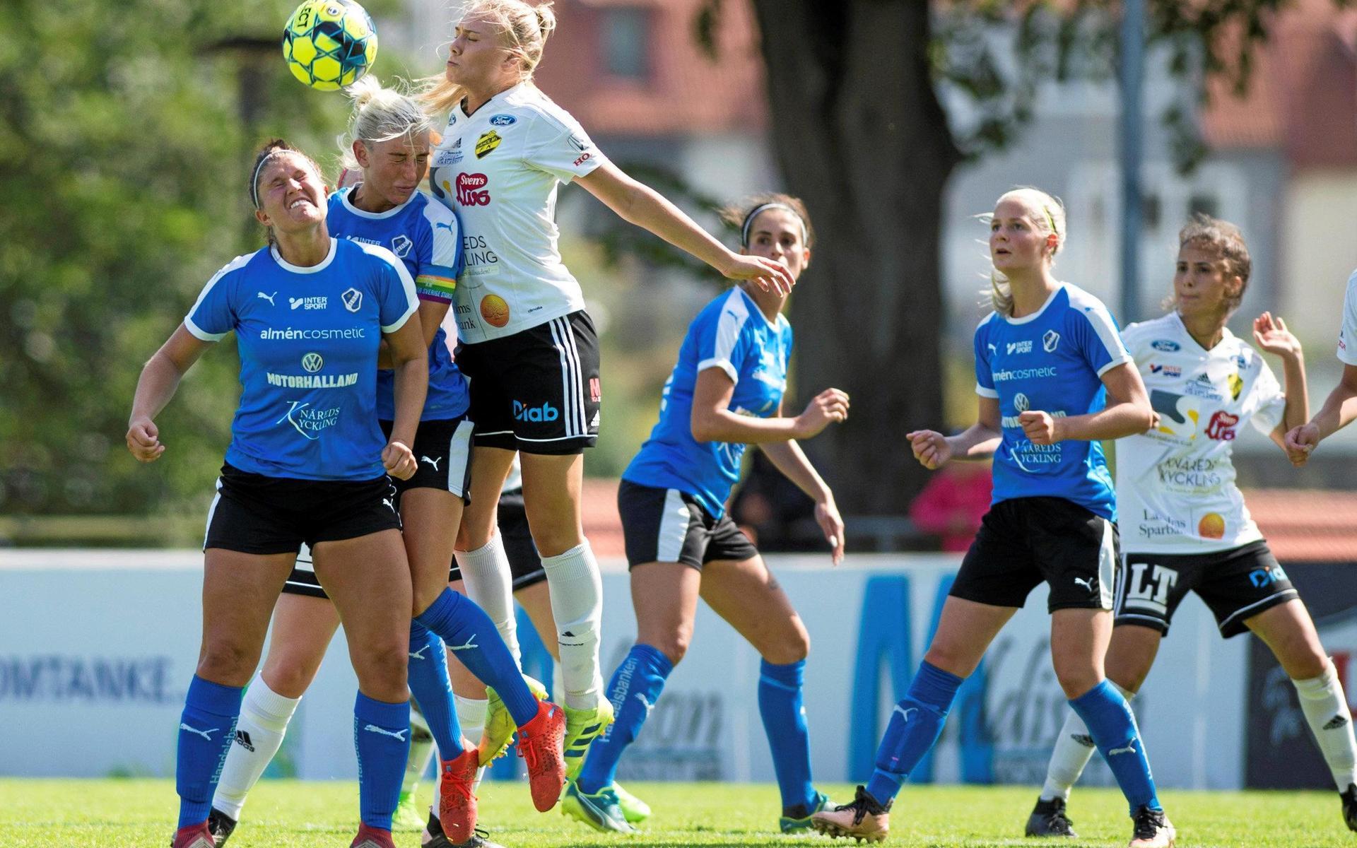 Derbymatcherna mellan HBK och Laholms FK kommer spelas under sommaren i stället.
