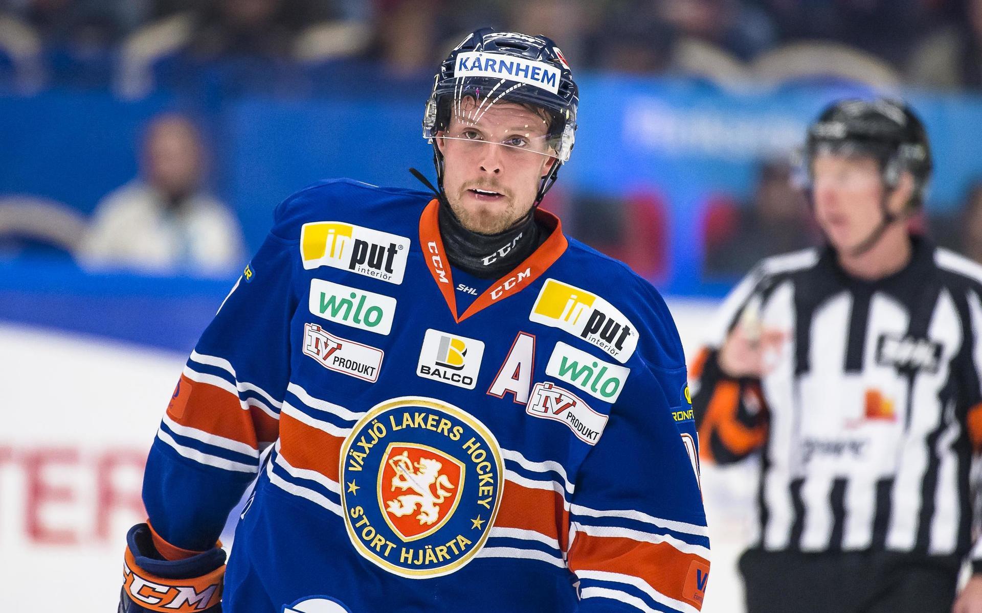 Växjös Alexander Johansson under ishockeymatchen i SHL mellan Växjö och Brynäs 2015.