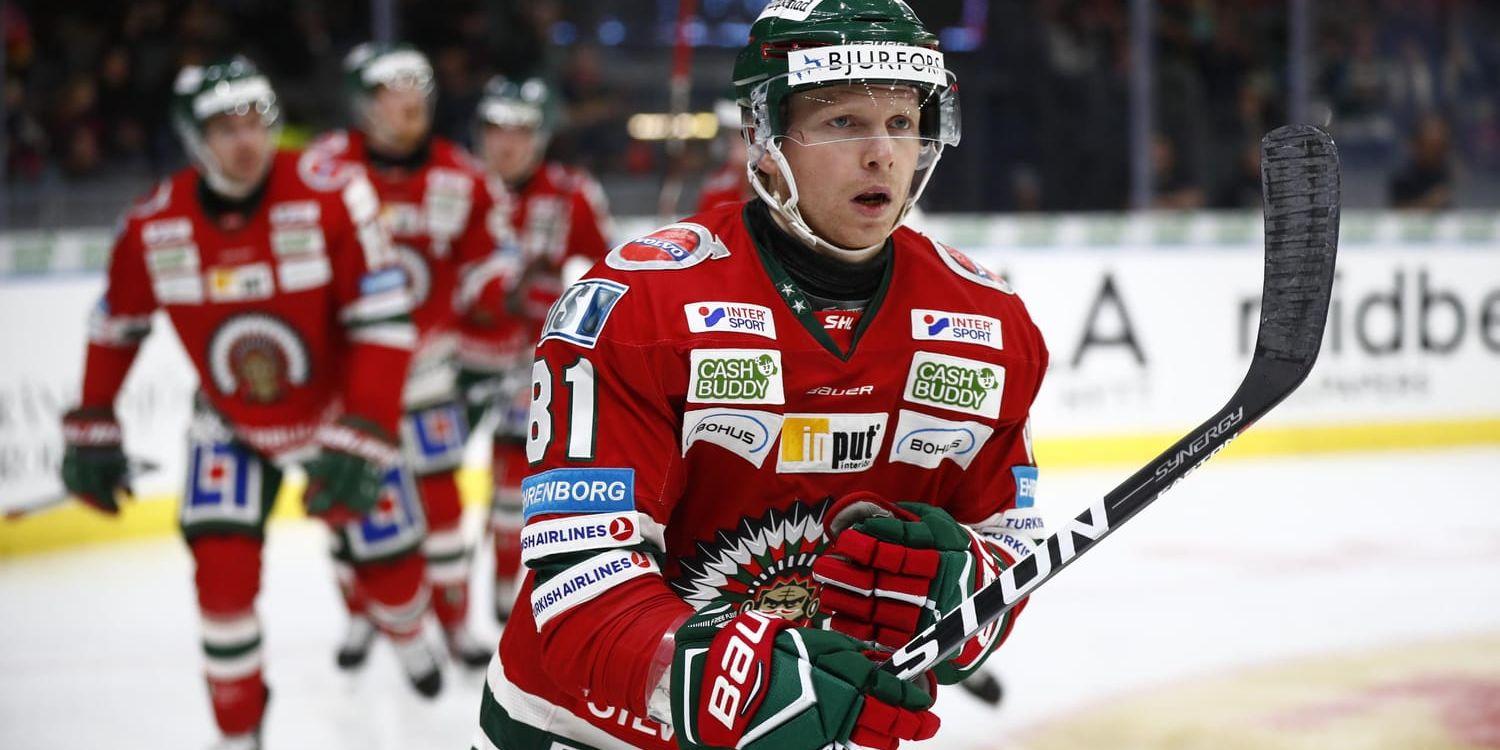Frölundas Ryan Lasch har kvitterat till 2–2 under tisdagens ishockeymatch i SHL mellan Frölunda HC och Växjö Lakers HC i Scandinavium.