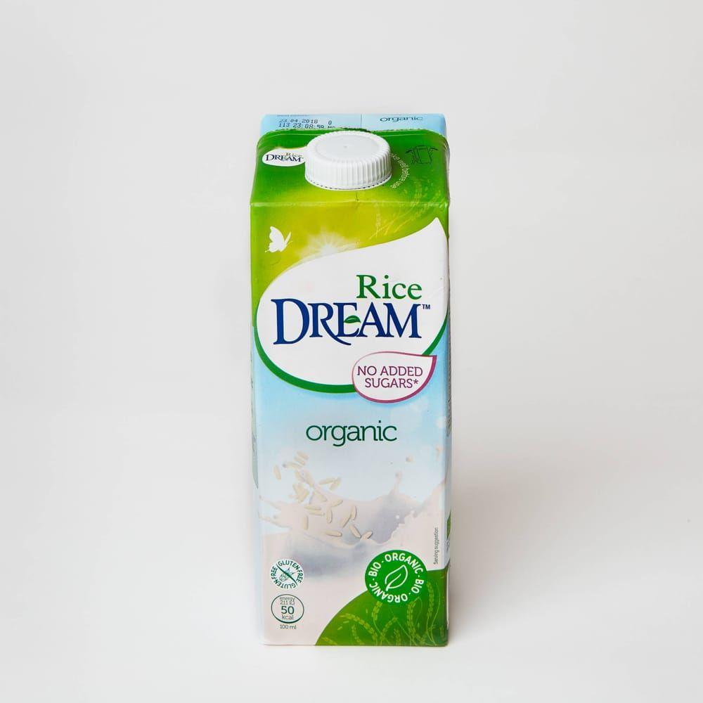 Tre fyrar. Rice Dream, organic, (Rice Dream)  Pris/ inköpsställe: 20,90 kr/ Ica Innehåller: Vatten, ris (14 %), solrosolja, havssalt.  Fetthalt: 1,1 g per 100 ml Tillsatt socker: -  Tillsatta vitaminer: - Plus: Helt okej. Söt smak med toner av ris. Smakrik. Minus: Doftlös. Ser ut som utspätt vatten. !!!: Allrounddryck.