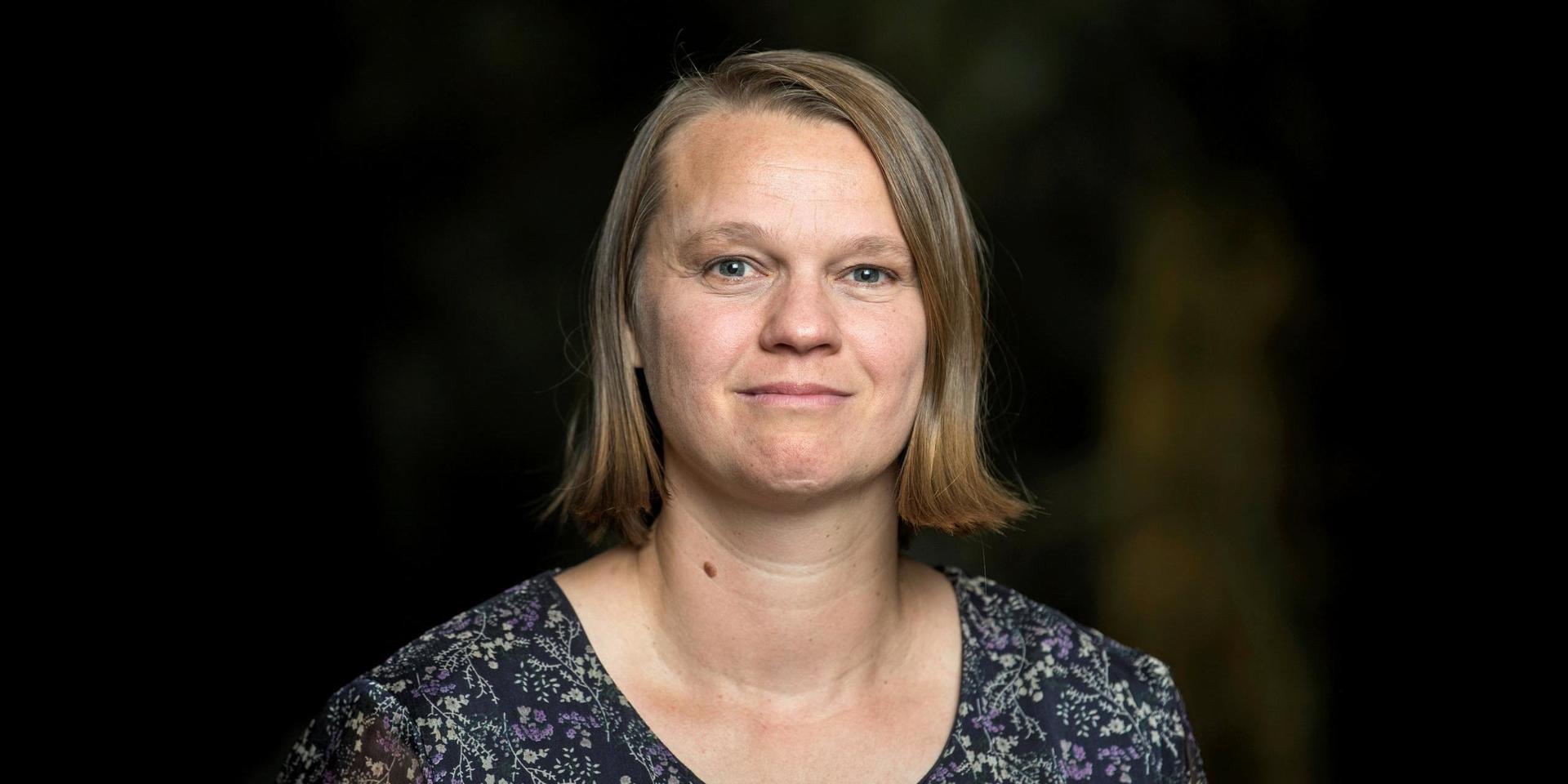 Tania Bengtsson (V).