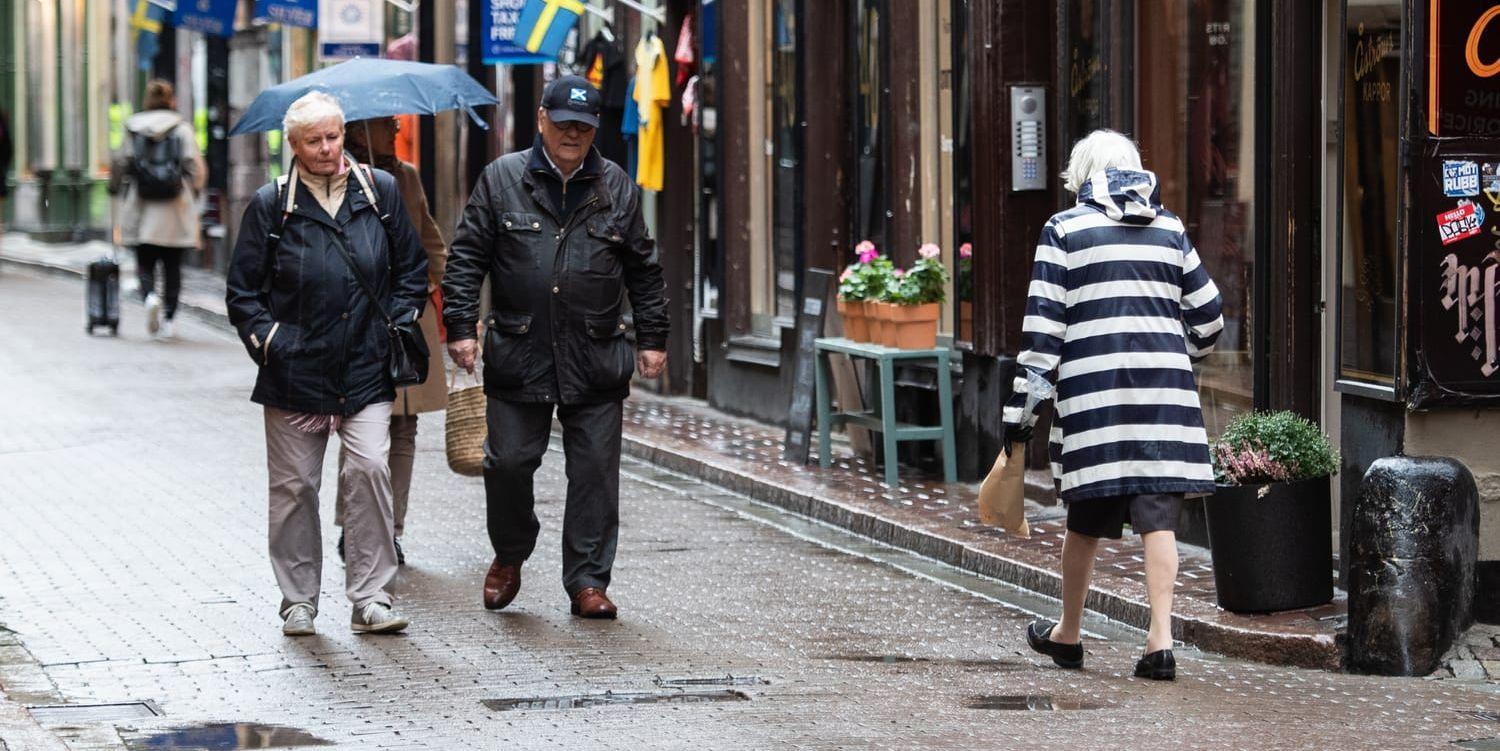 ”I PRO:s enkät svarade 48 procent av pensionärerna i Halland att de är mycket eller ganska oroliga för sin ekonomi.” 