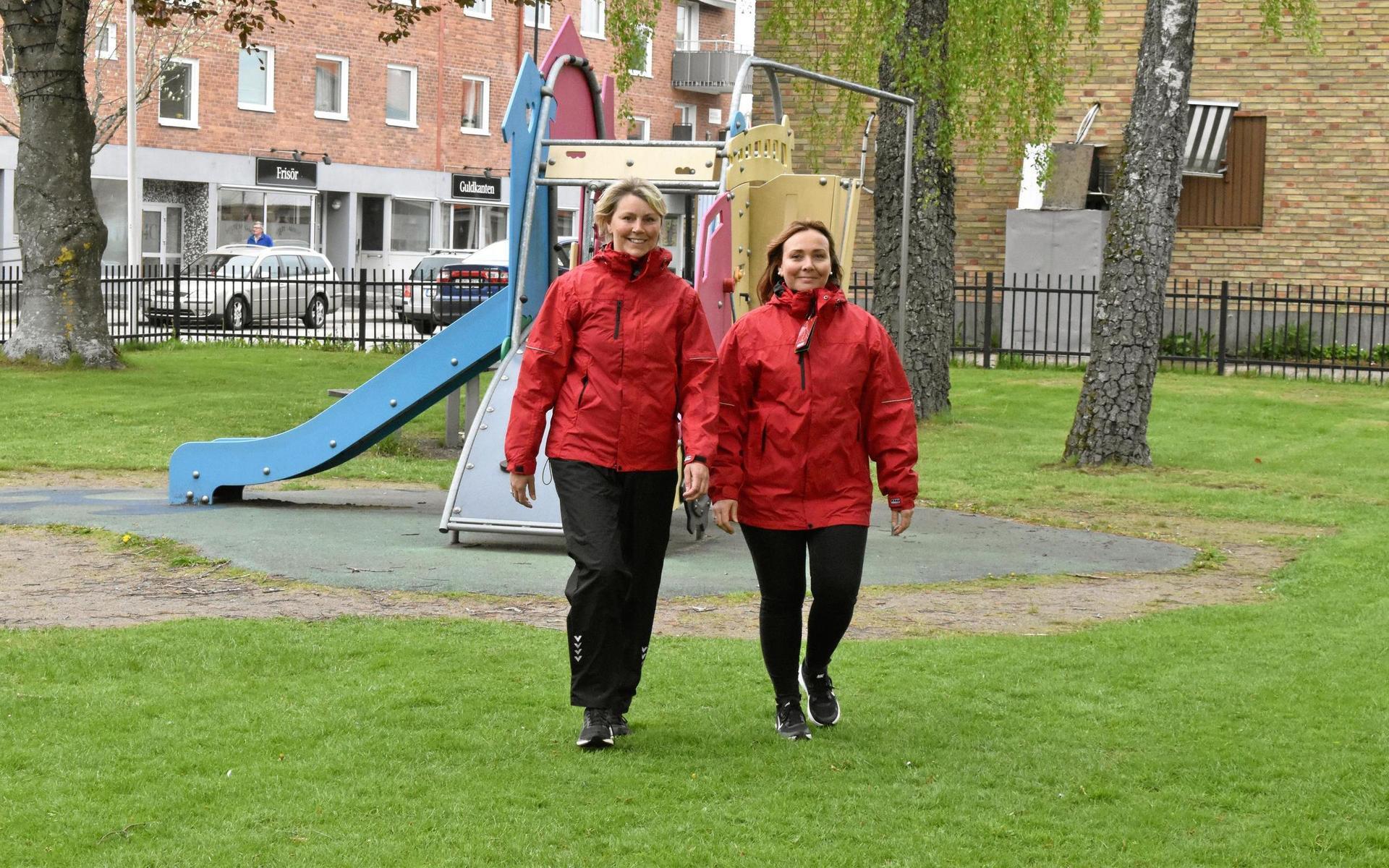 Kläderna ska kvalité och funktion, det är de viktigaste egenskaperna förklarar Therese Svensson och Agneta Johansson, anställda på förskolor i Hylte.