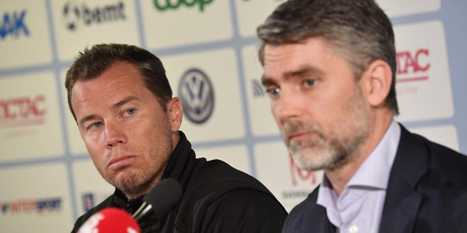 Nye tränaren Daniel Andersson, till vänster, och vd:n Niclas Carlén på presskonferensen.