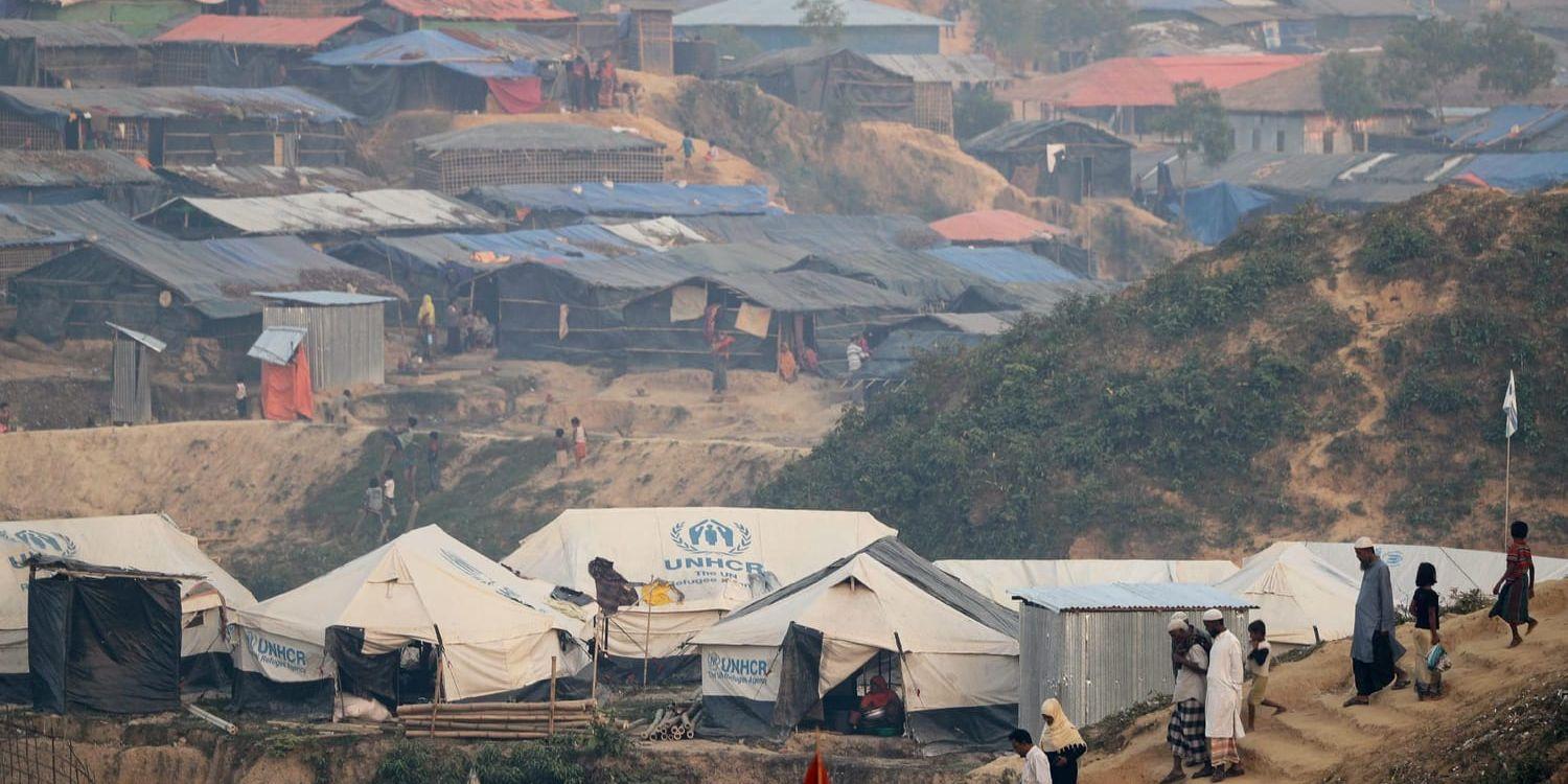Utsatt. Flyktingkatastrofen vid gränsen mellan Burma och Bangladesh riskerar att hamna i nyhetsskugga långt innan en lösning är i sikte", skriver Svenska Amnestys samordnare för arbetet med Burma.
