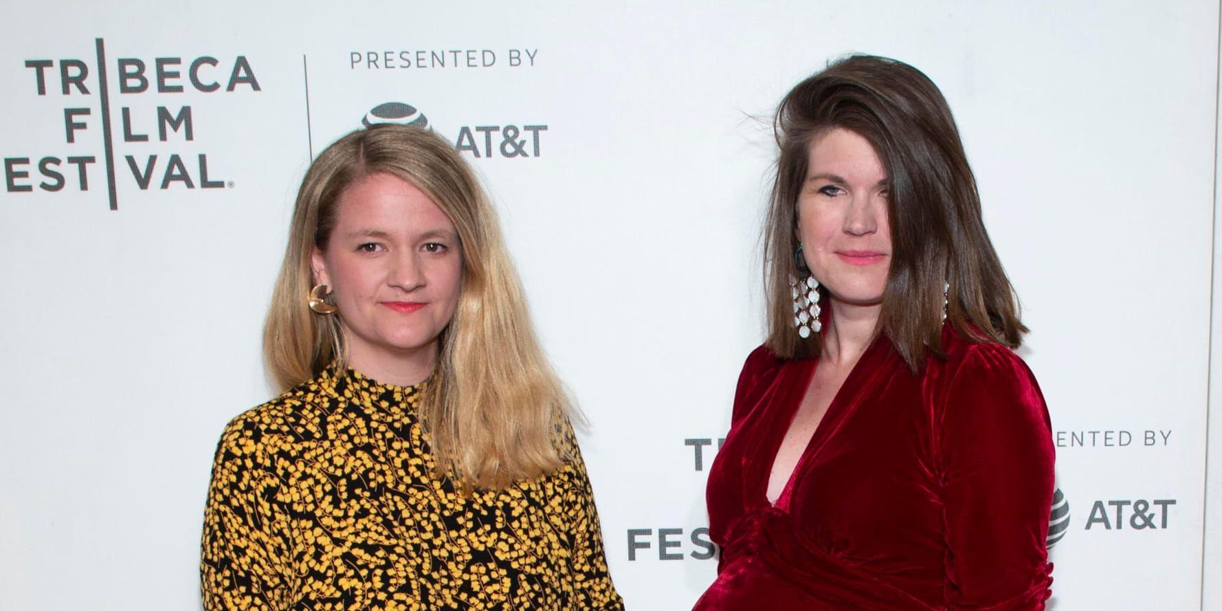 Ellen Fiske och Ellinor Hallin på röda mattan vid filmfestivalen i Tribeca.