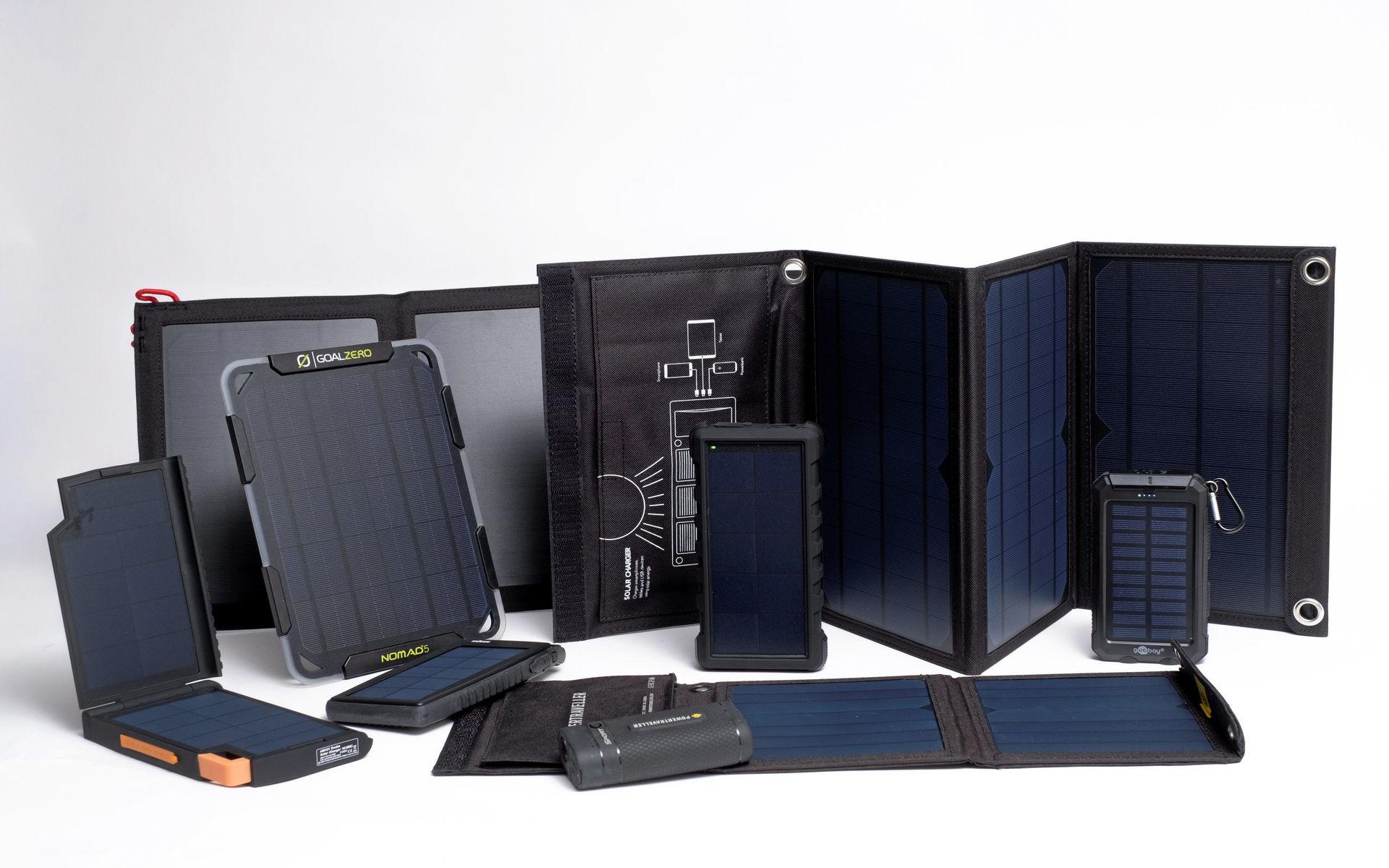 Testfakta har testat åtta portabla solcellspaneler avsedda för friluftsliv som säljs på den svenska marknaden.