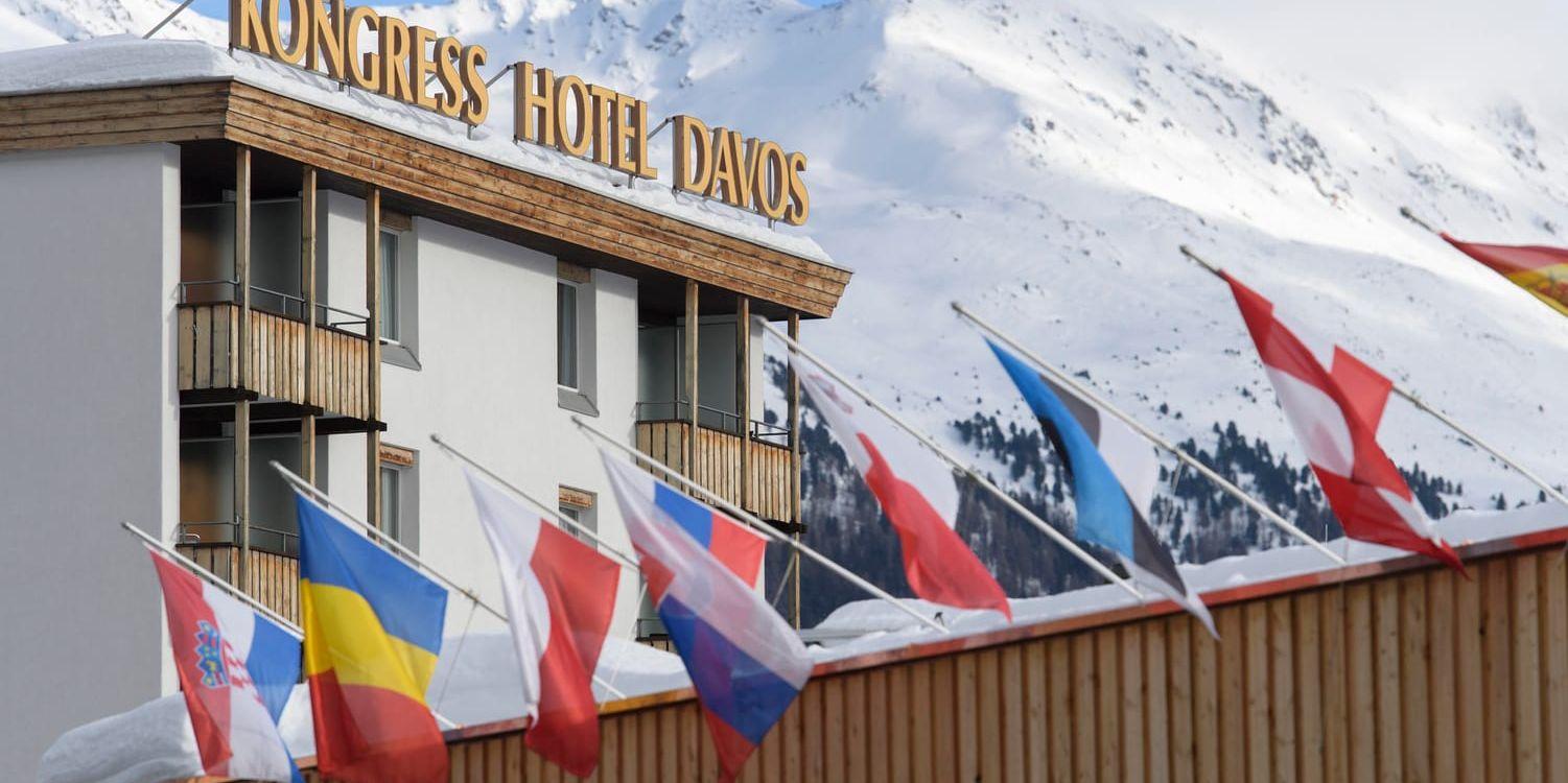 Konferenscentret i Davos i Schweiz där Världsekonomiskt forum ska hållas den kommande veckan. Nu är det osäkert om USA:s president Donald Trump kommer delta som planerat, på grund av nedstängningen av den amerikanska statsapparaten. Arkivbild.