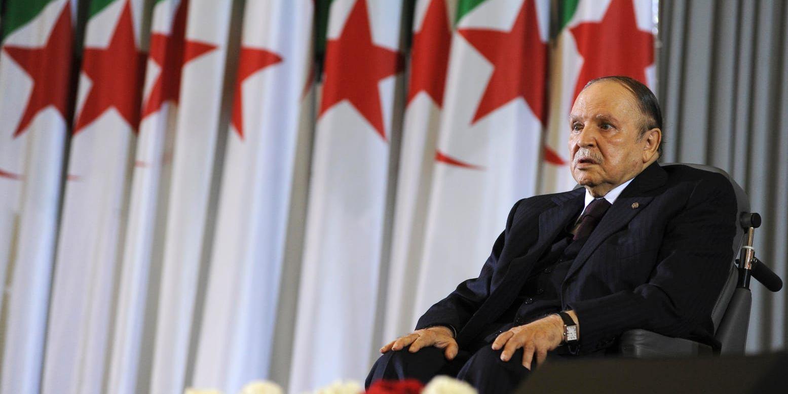 Abdelaziz Bouteflika vid ett offentligt framträdande 2014. Den avgående presidenten drabbades av en stroke 2013, sedan dess har han bara synts offentligt enstaka gånger. Arkivbild.