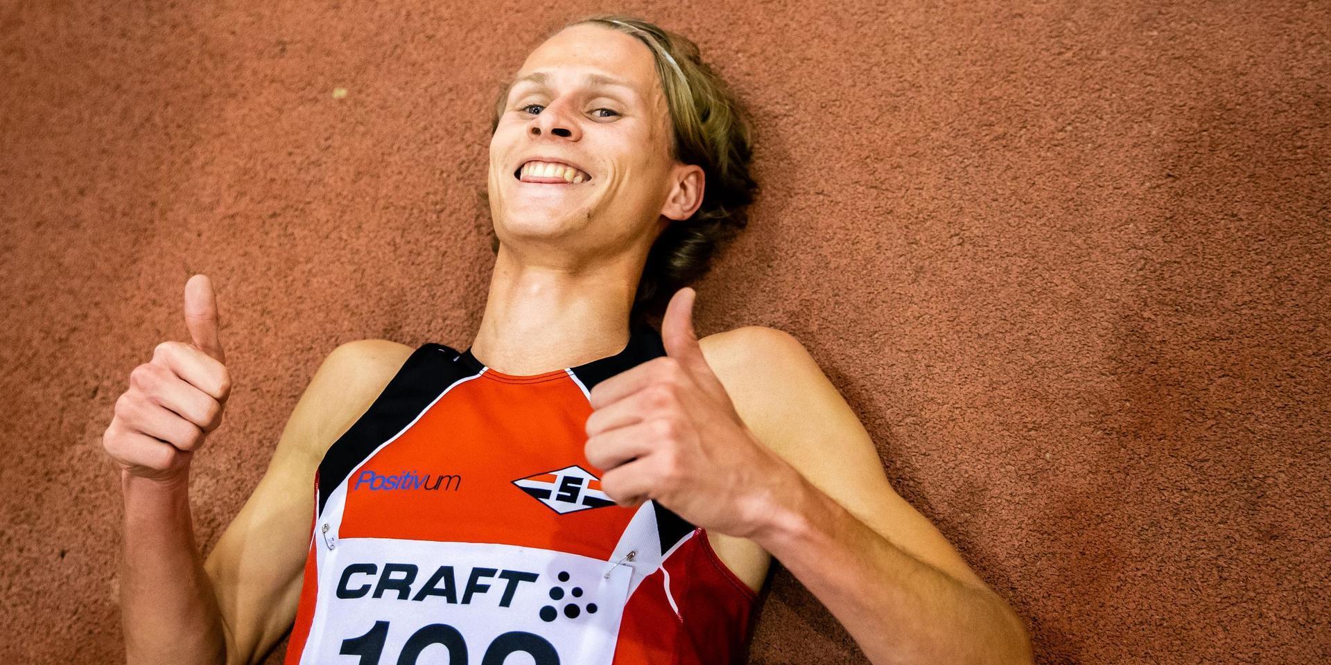 Tummarna upp för Vidar Johansson som i helgen gör mästerskapsdebut i inne-EM på 3000 meter i polska Torun.