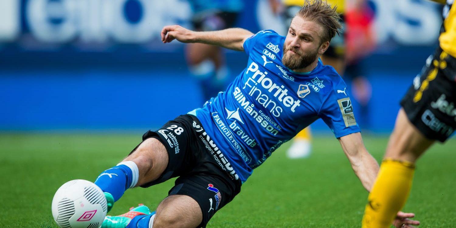 Efterlängtad comeback. För sju månader sedan blev Jesper Westerberg avburen på bår i matchen mot Hammarby IF. Nu är korsbandsskadan helt läkt och HBK-backen är redo för inhopp mot Åtvidabergs FF.