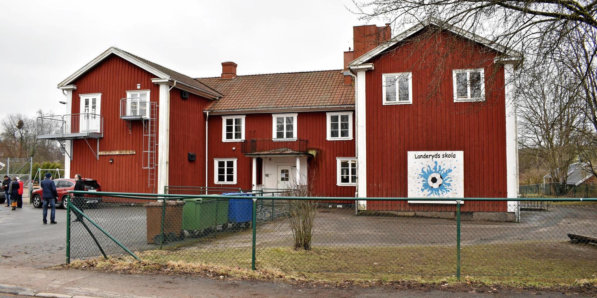 Landeryds befintliga skola från 1912.