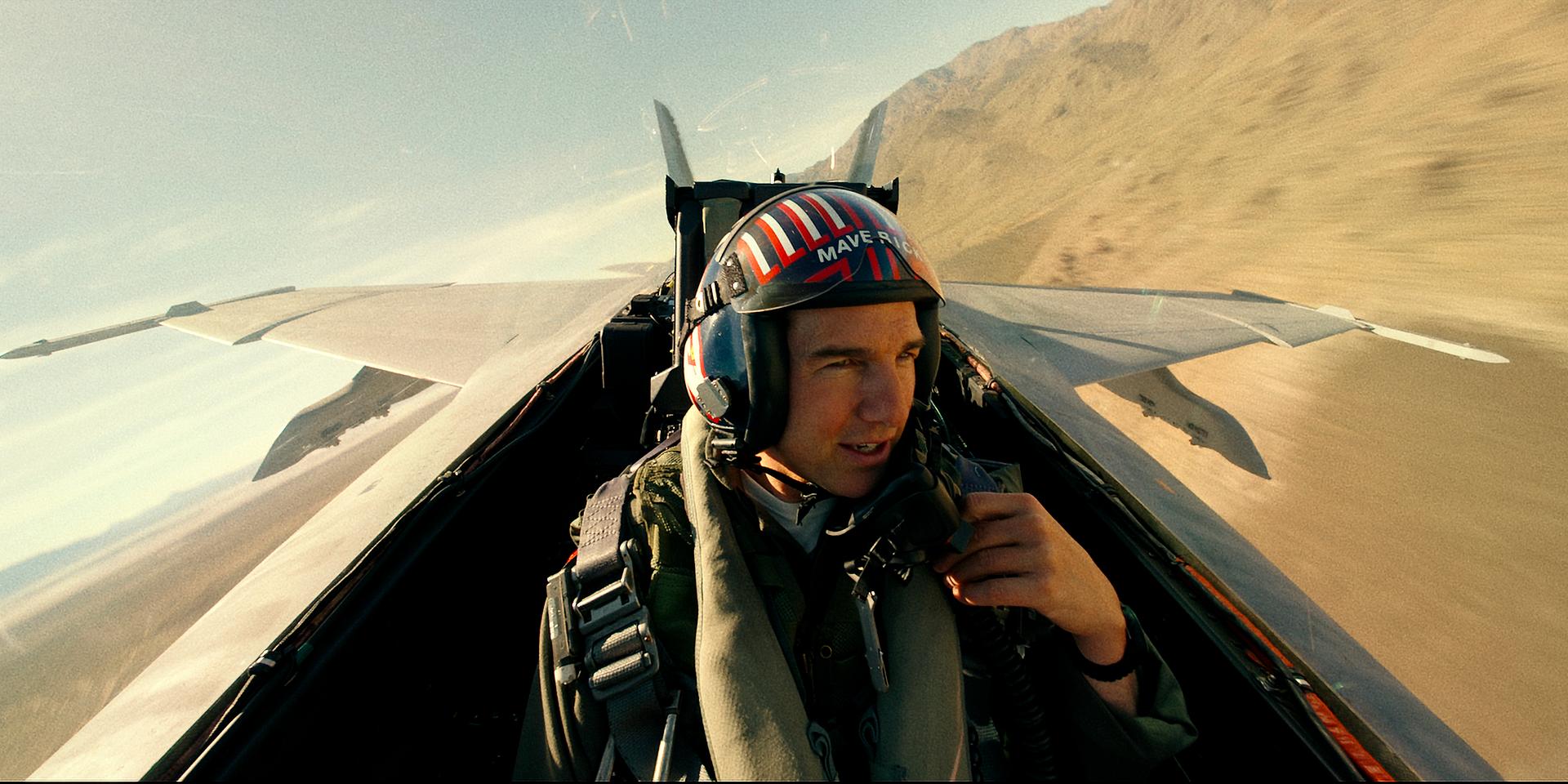 Maverick (Tom Cruise) blir lärare för de nya unga eleverna på Top Gun-utbildningen i 'Top Gun: Maverick'. Pressbild.