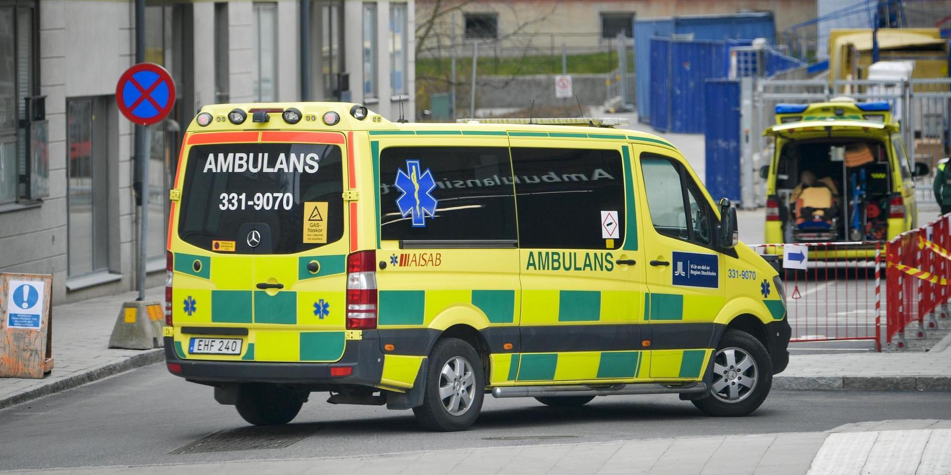”I många regioner, som i Region Halland, är det ambulanspersonalen själv som sköter saneringen.” 
