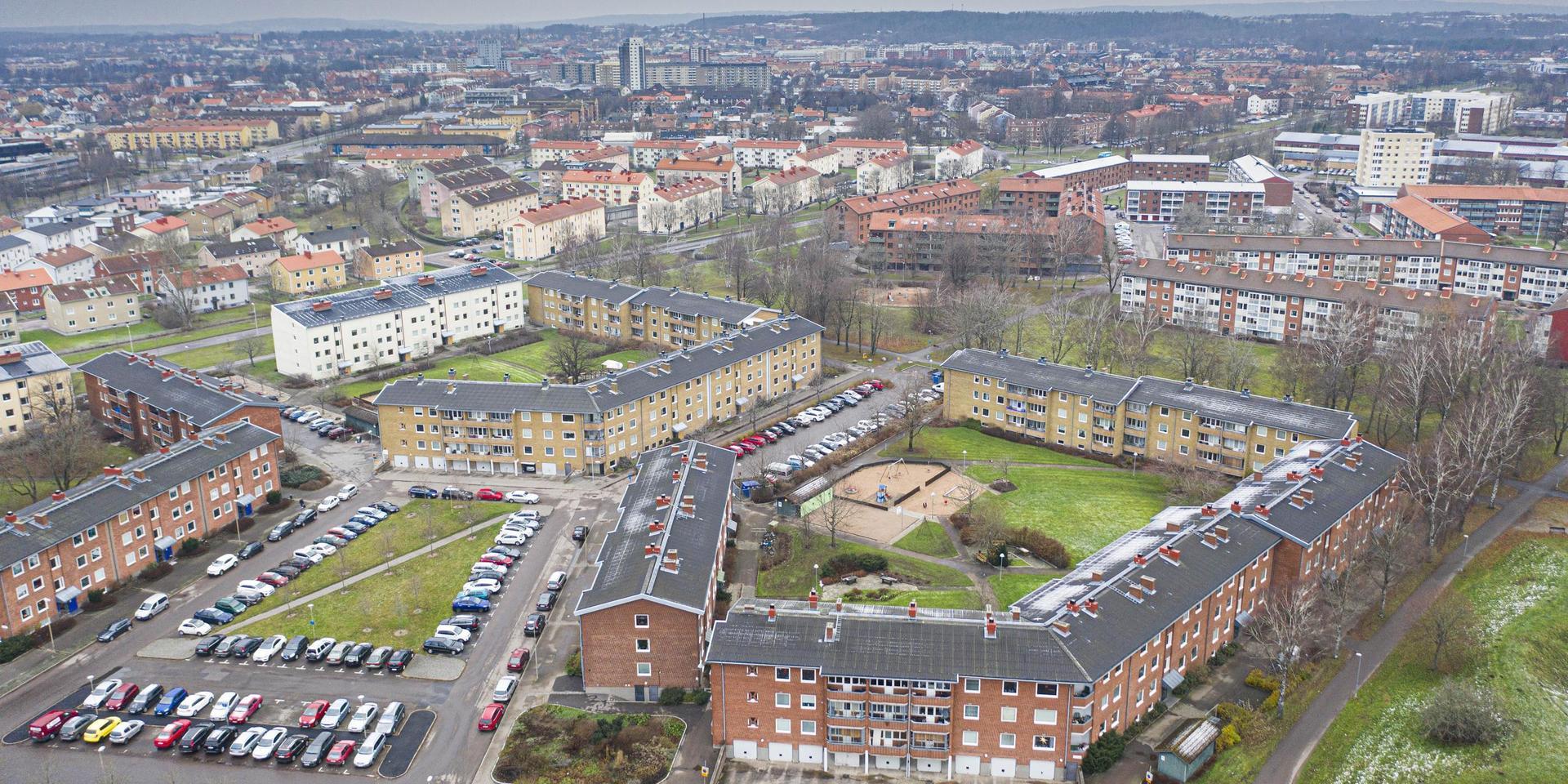 Hyrestäta områden i Halmstad kan snart få fler bostadsrätter.