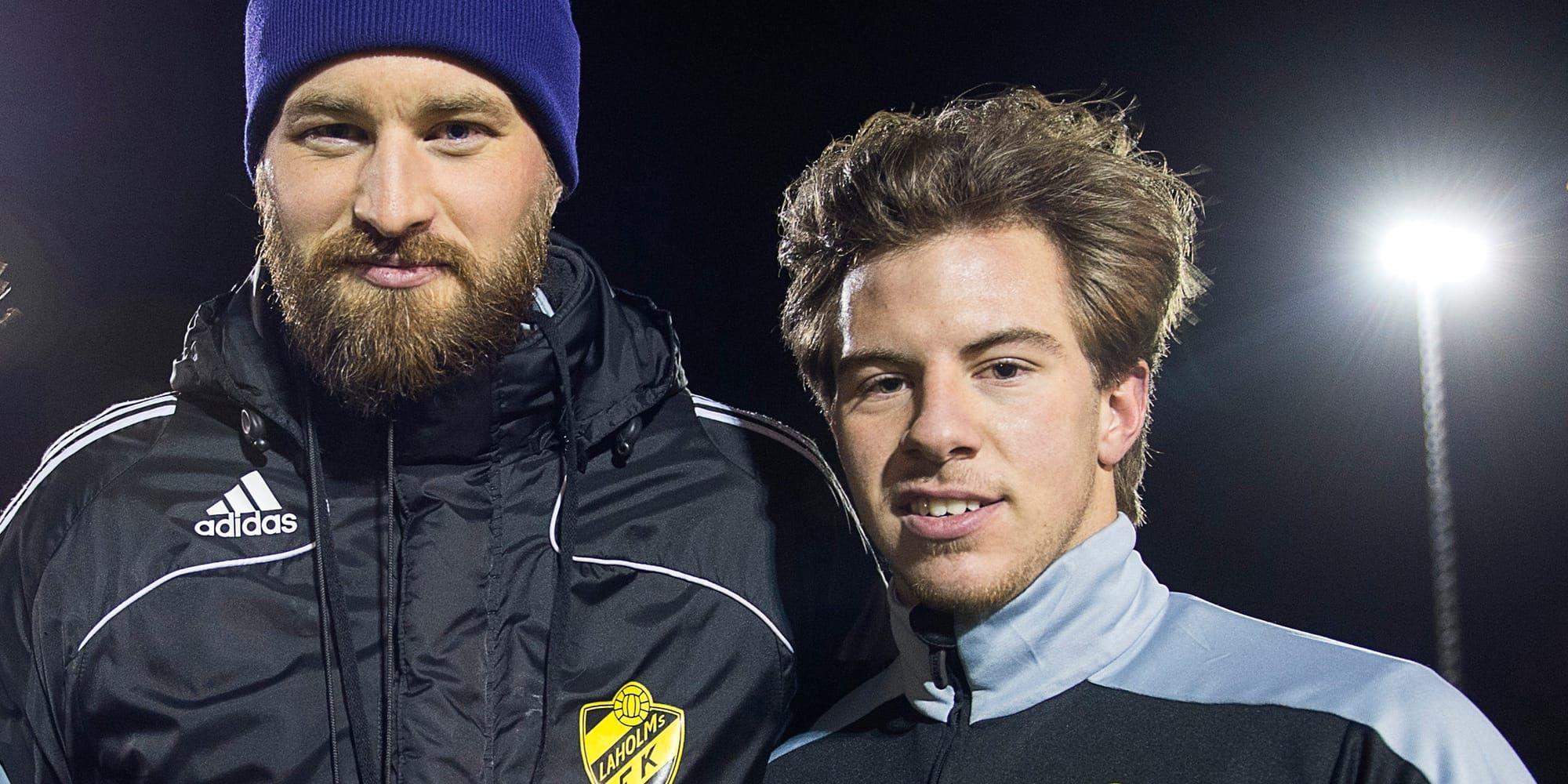 Klar för Laholm. Felix Albrektson (till höger) från Snöstorp Nyhem är ett av tre klara nyförvärv hos tränaren Peter Åberg i Laholms FK.
