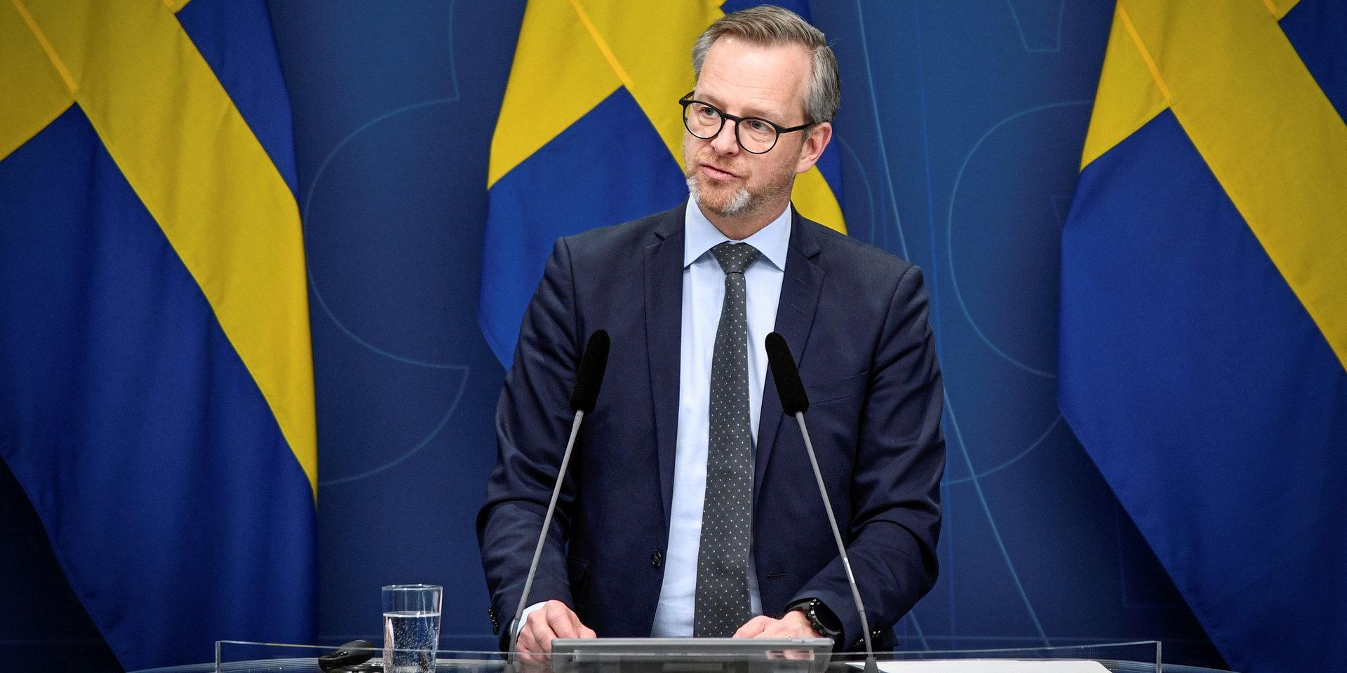 Finansminister Mikael Damberg under en pressträff om åtgärder för att motverka brister i folkbokföringen.