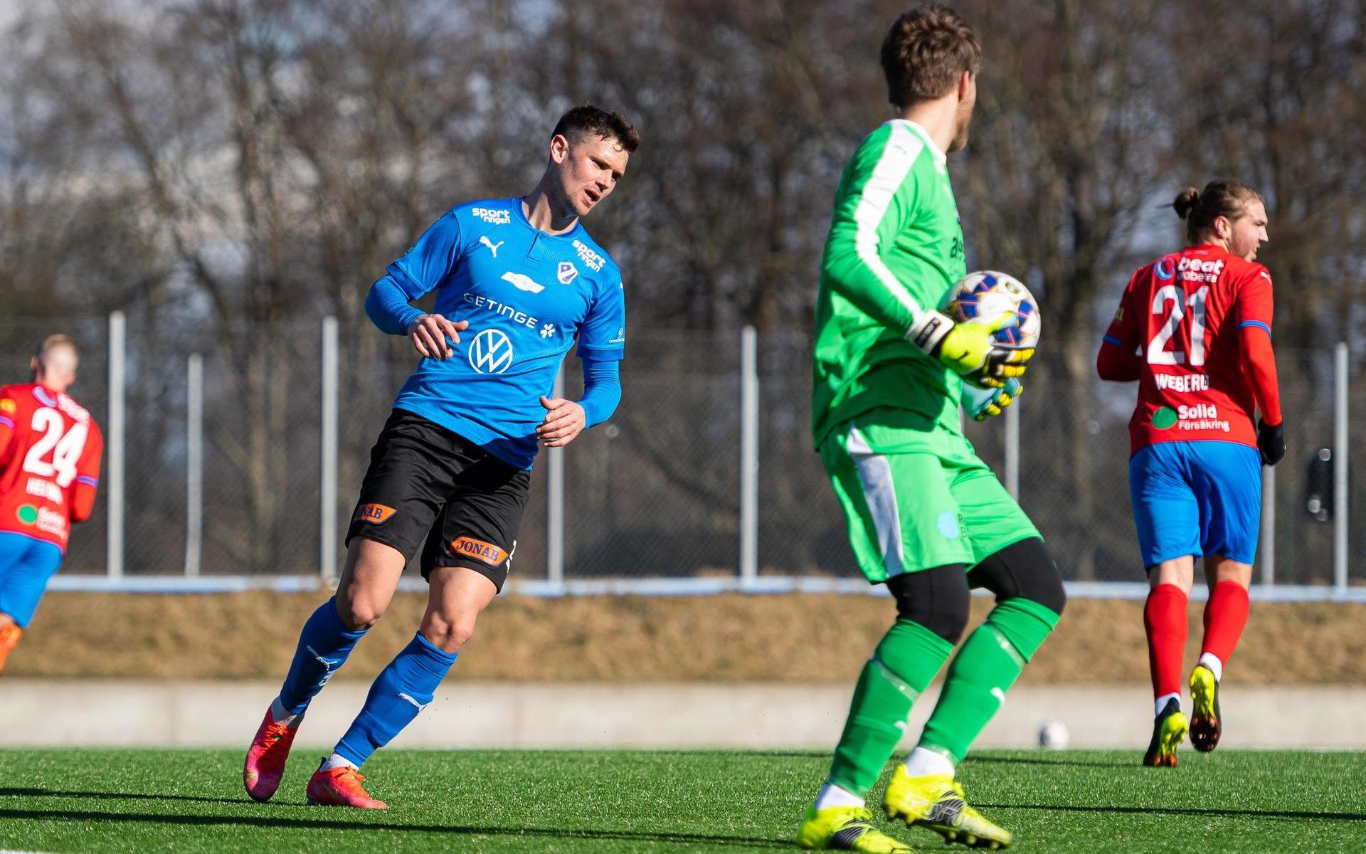 Det ville sig inte framför mål för Marcus Antonsson och HBK mot Helsingborg trots att anfallaren var nära med ett ribbskott. Träningsmatchen slutade 0-0.