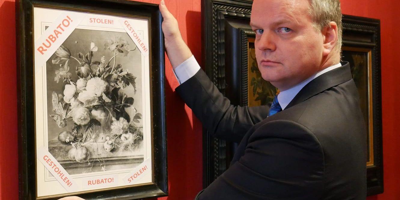 Konstmuseet Uffiziernas museichef Eike Schmidt uppmanade i januari tyska myndigheter att återbörda tavlan "Vas med blommor" av nederländska konstnären Jan van Huysym till museet. Arkivbild.