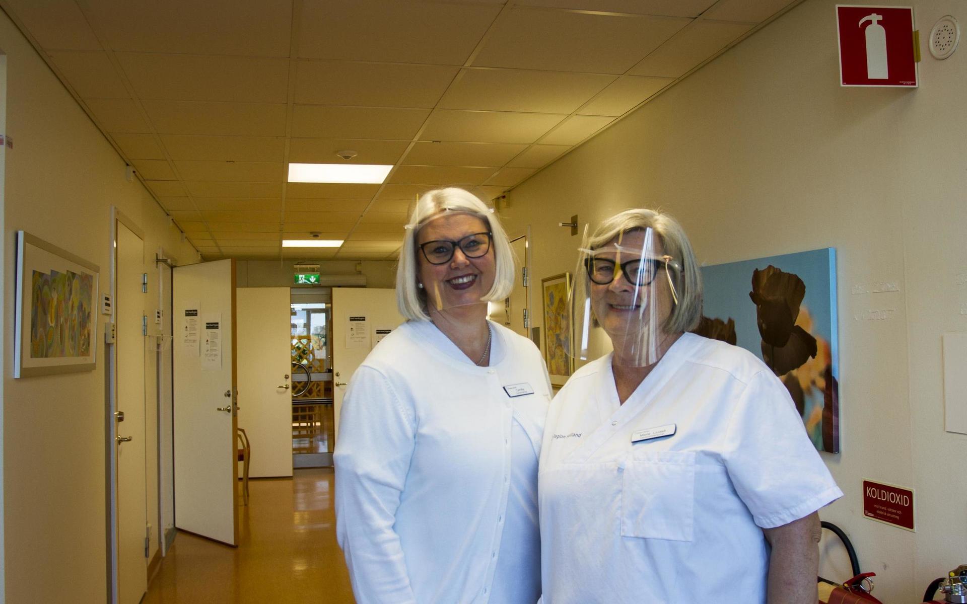 Camilla Holgersson, sjuksköterska, och Marie Lindell, verksamhetschef på Vårdcentralen Centrum, har frågat besökarna hur de upplevt besöket och de flesta har varit oroliga inför och sedan blivit positivt överraskade.