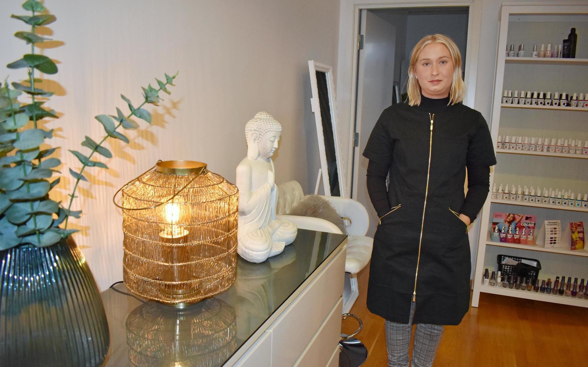 Josefina Karlsson har tagit sitt framgångskoncept från Smålandsstenar till Hyltebruk. Hennes skönhetssalong JK Beauty huserar numera på Storgatan.