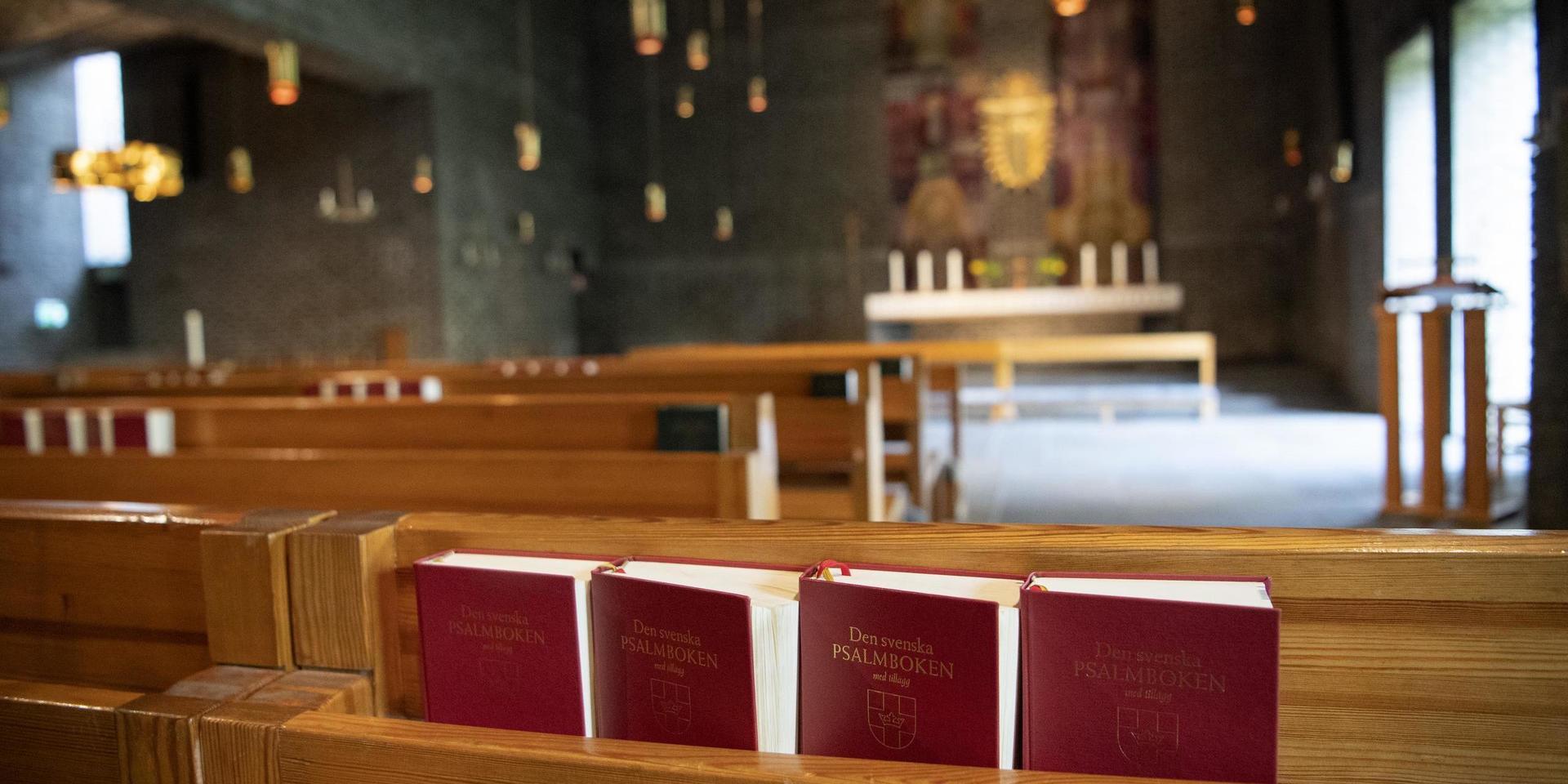 Psalmböcker i Markuskyrkan i Stockholm. Arkivbild.