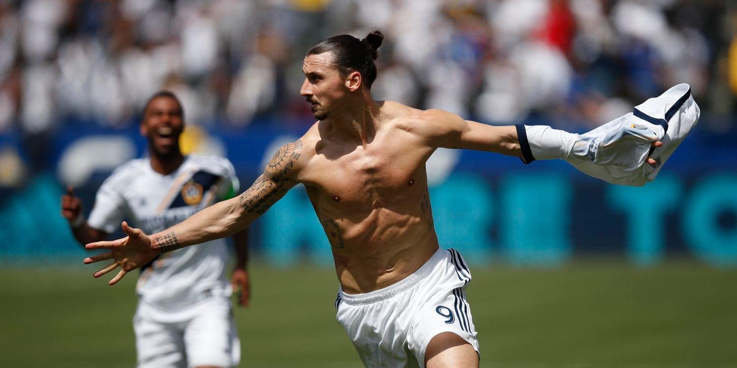 Zlatan Ibrahimovic firar debutmålet för Los Angeles Galaxy. Arkivbild.