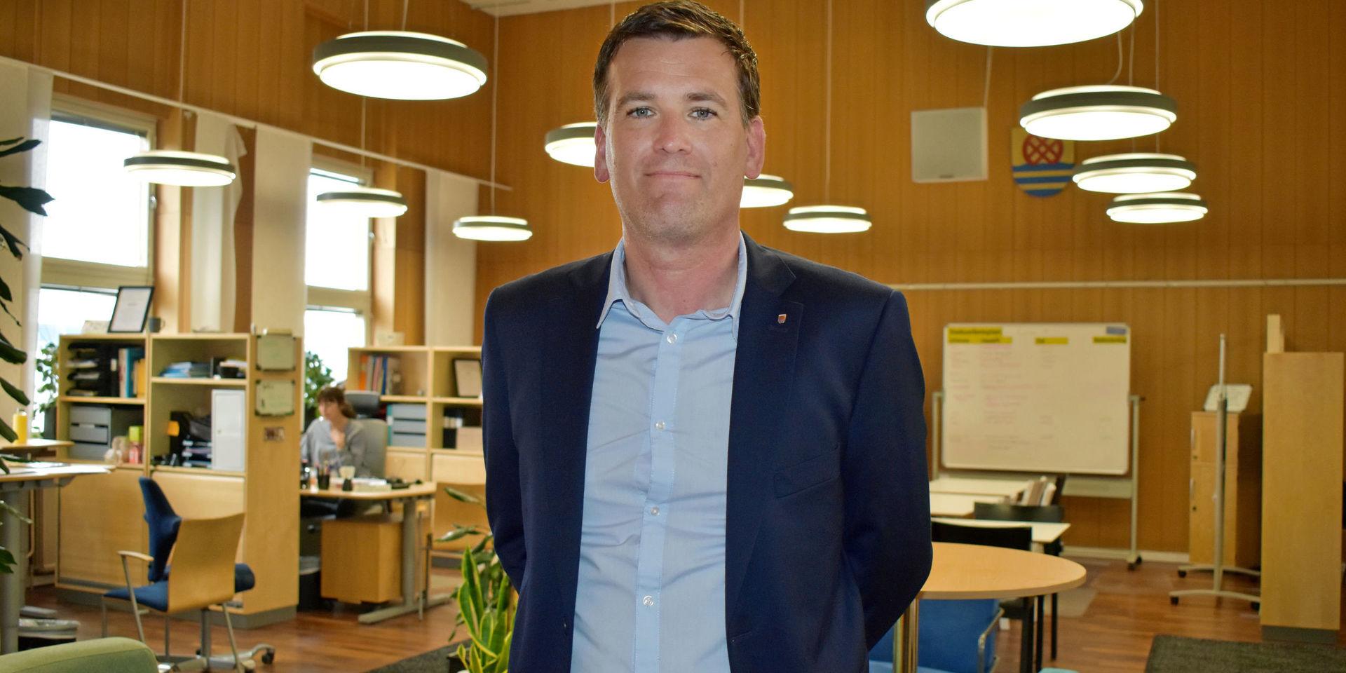 Kommunfullmäktiges ordförande i Hylte Kommun, Ronny Löfquist hoppas nu på bättre relation med fackföreningarna.
