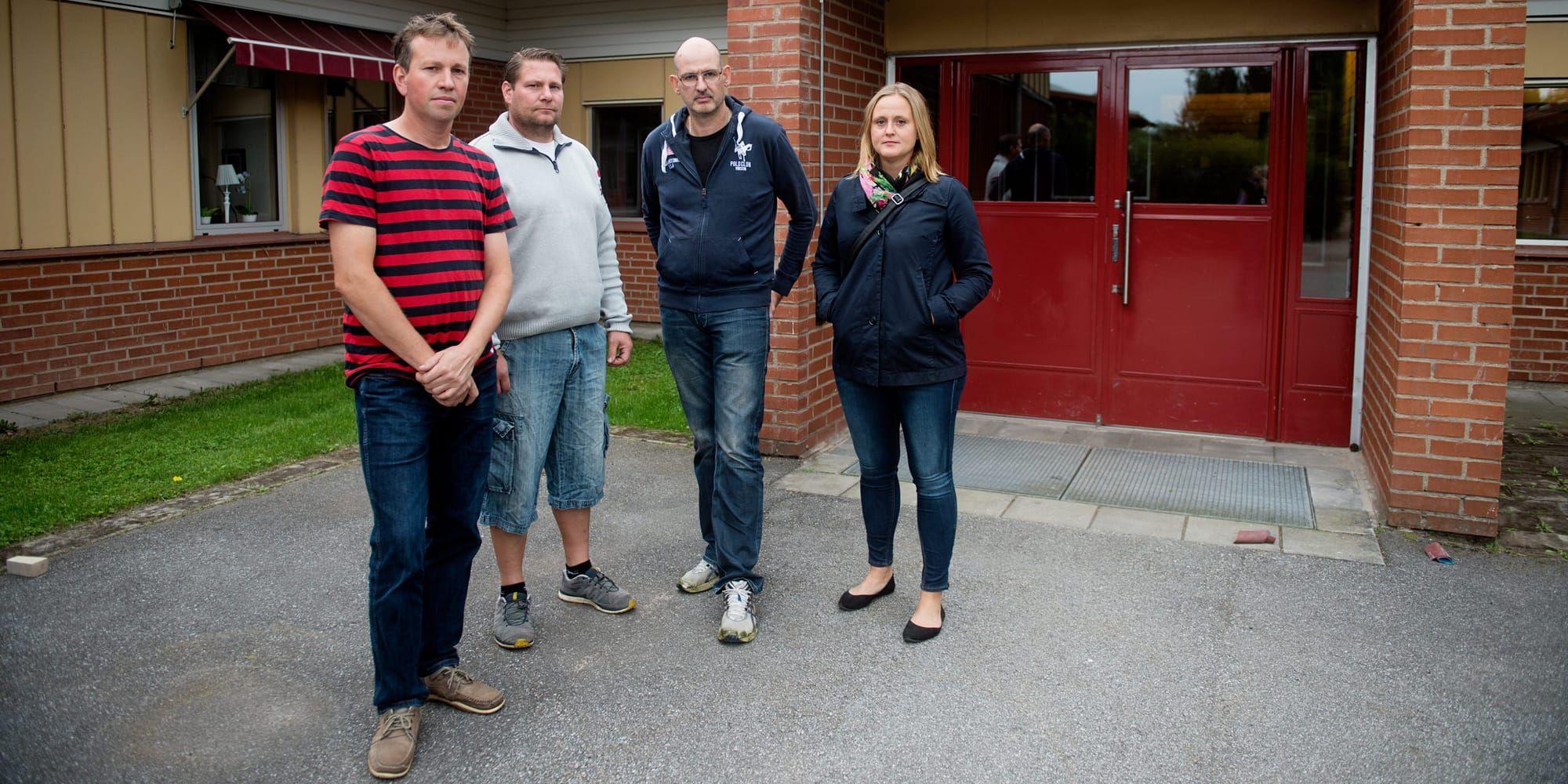 Tänker anmäla. Mattias Bengtsson, Fredrik Jansson, Håkan Axelsson och Helen Jansson kräver att någon tar tag i problemen med Getingeskolan genast.