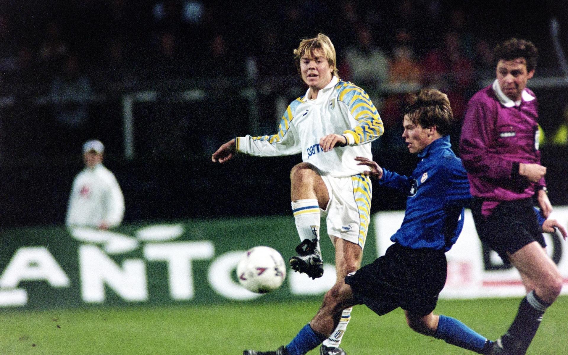 En dåtida världsstjärna och en framtida möttes på Gamla Ullevi denna dag för 25 år sedan, Tomas Brolin i Parma och en ung Fredrik Ljungberg.