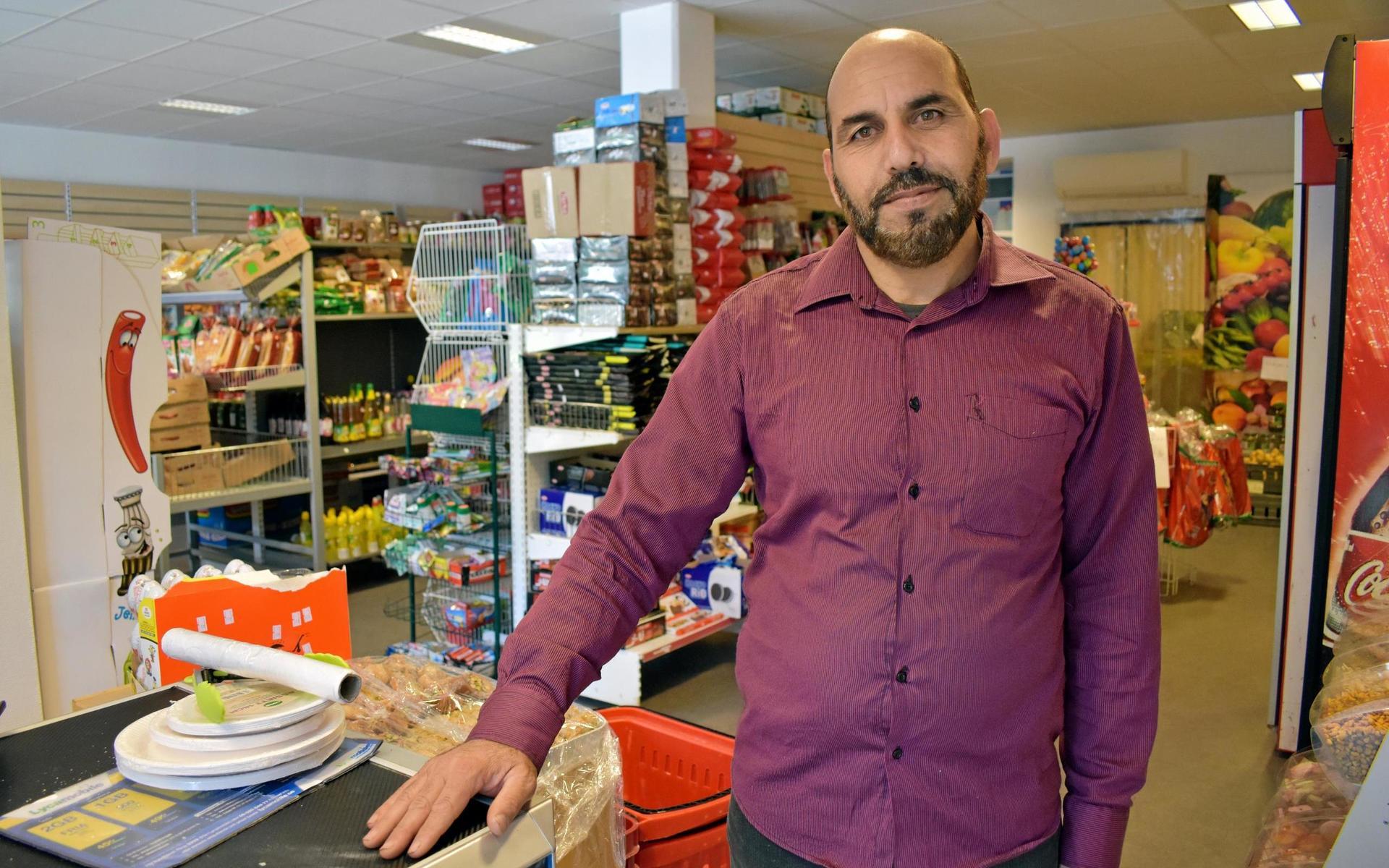 Ali Alsharif är ägare till den nyöppnade matbutiken Hylte Netto Supermarket.