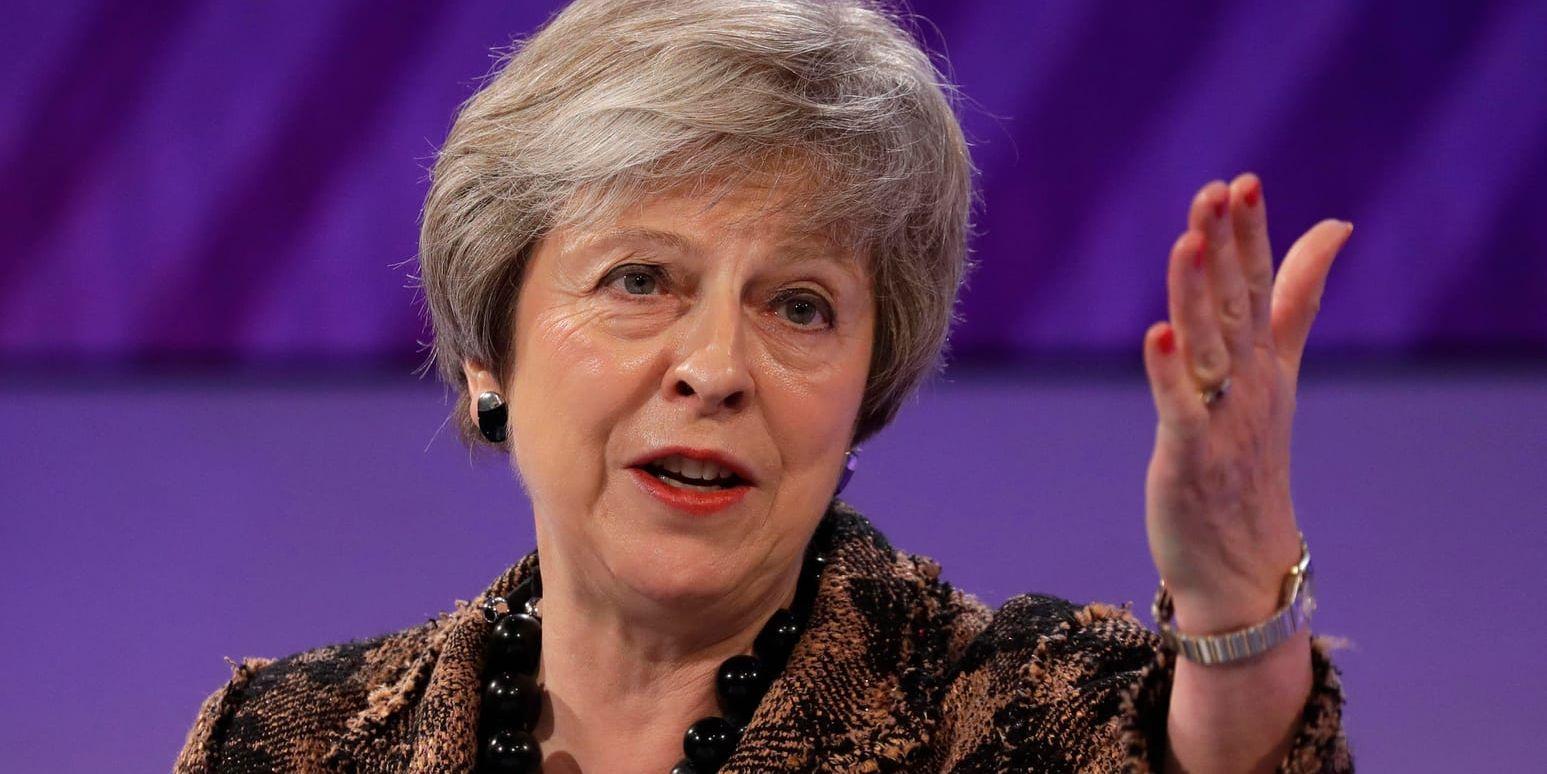 Theresa May under sitt tal inför den brittiska näringslivsorganisationen CBI på måndagen.