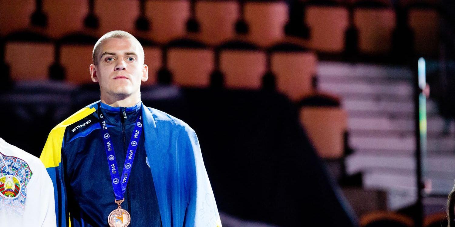 Går för guld. Halmstad Muay Thais Magnus Andersson är klar för EM-semifinal.