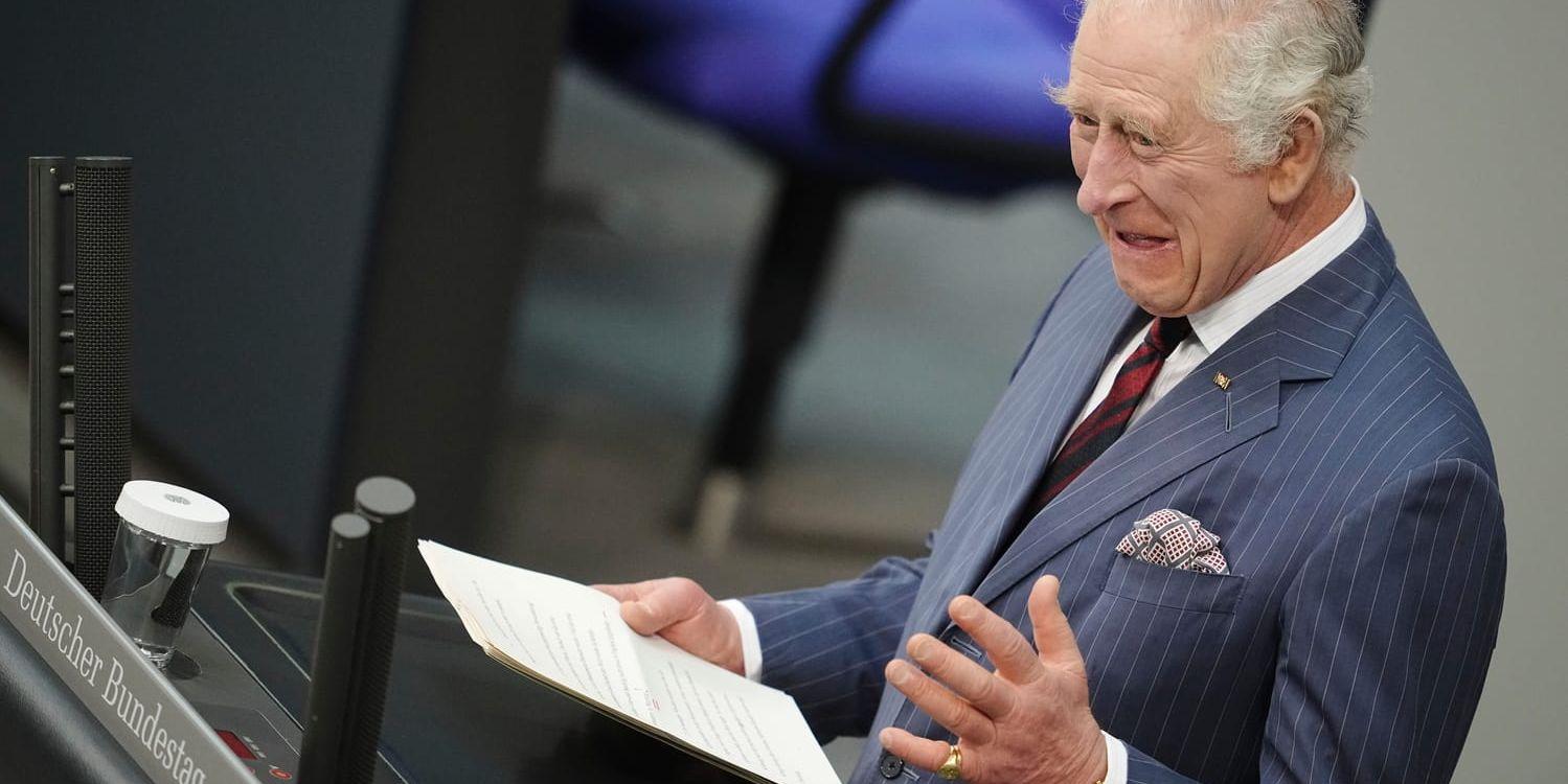 Storbritanniens kung Charles fick motta stående ovationer vid sitt tal i den tyska förbundsdagen.