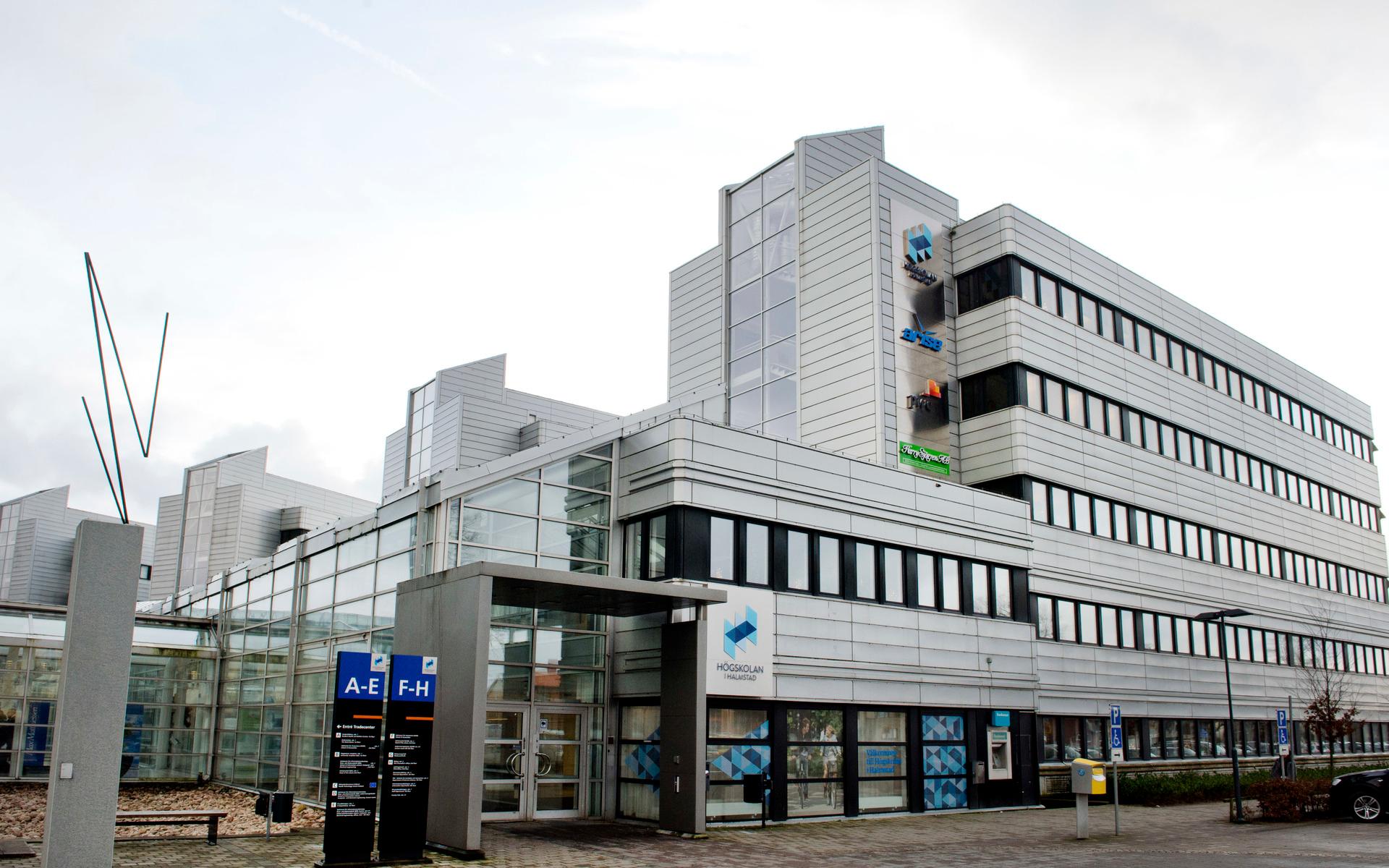 En nationell forskarskola koordinerad av Högskolan i Halmstad etableras. 