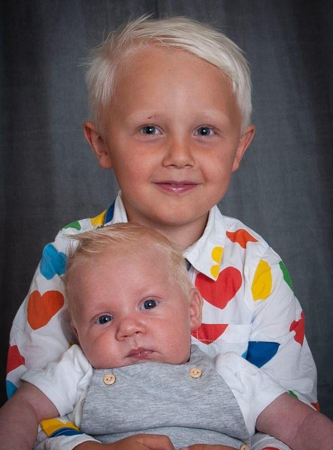 Caroline Björnkvist och Dennis Thrana, Halmstad fick den 24 april en pojke som heter Lorentz. Han vägde 3860 g och var 51 cm lång. Storebror heter Vincent.