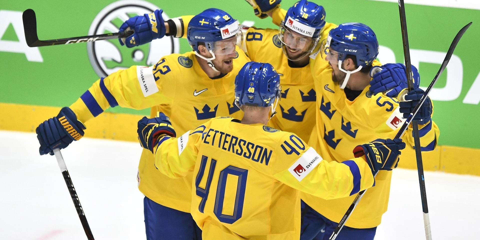 Tre Kronor kommer inte att spela ishockey-VM i Belarus i år. Mästerskapet flyttas från Minsk av säkerhetsskäl. Arkivbild