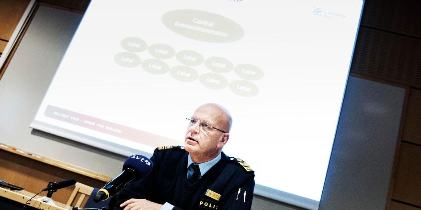 Erik Nord, chef för polisen i Storgöteborg, vid en presskonferens om arbetet mot våldsbejakande extremism 2015.