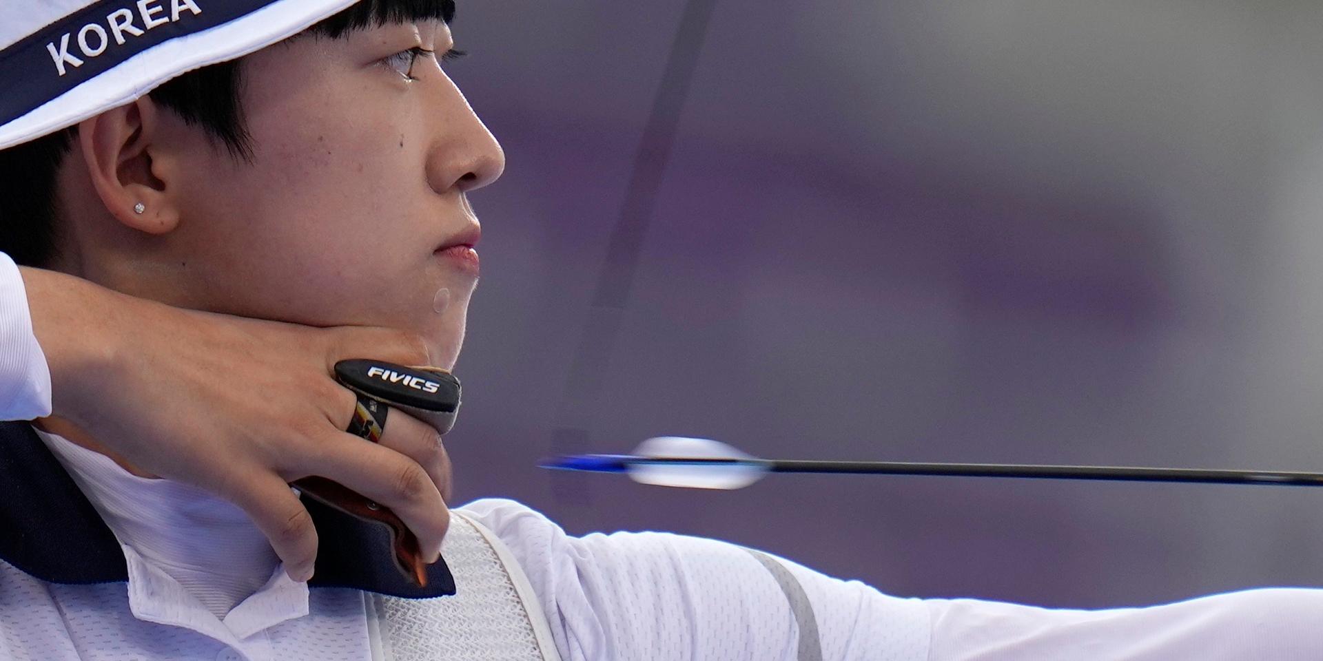 Sydkoreanskan An San under den individuella finalen i bågskytte.