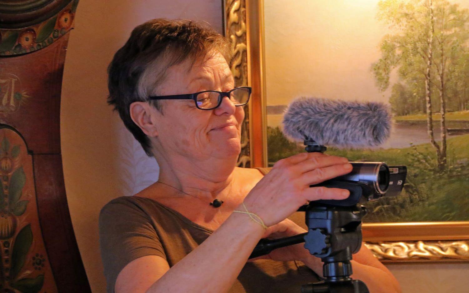 Kathinka Lindhe har skrivit manus til "Moder okänd", och hon har också intervjuat, filmat och klippt filmen. Bild: Elisabeth Fagerberg