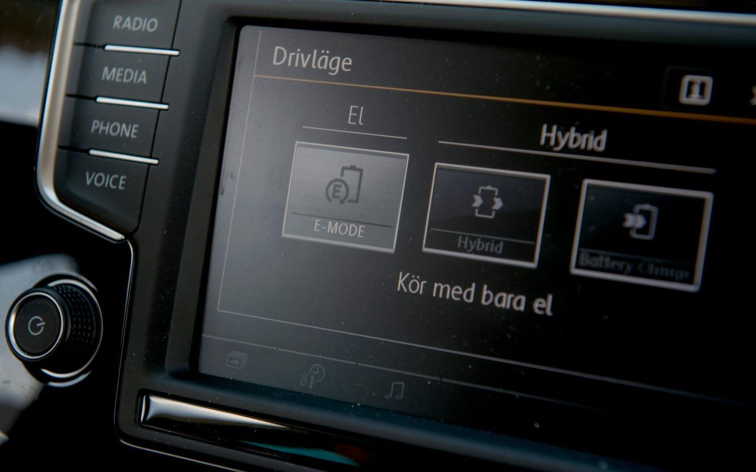 I en hybridbil kan bilföraren själv välja om den vill köra på bensin, diesel eller el. Bild: Benjamin Andreasson